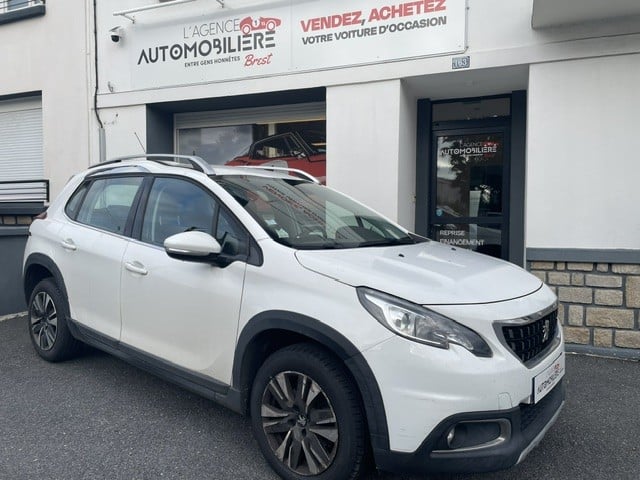 Peugeot 2008 GENERATION-I 1.2 PURETECH 110 ALLURE START STOP