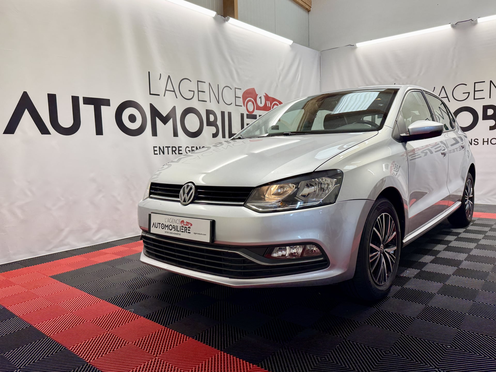 Volkswagen Polo V (2) 1.4 TDI 75 BLUEMOTION TECHNOLOGY ALLSTAR 5P