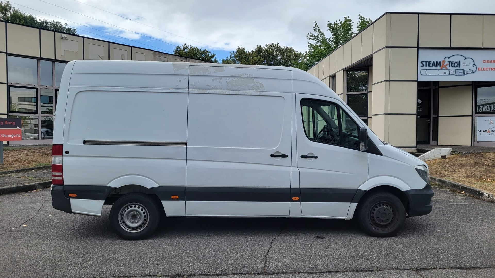 Mercedes-Benz Sprinter 2.2 211 CDI 115CH 11 m³ — 2