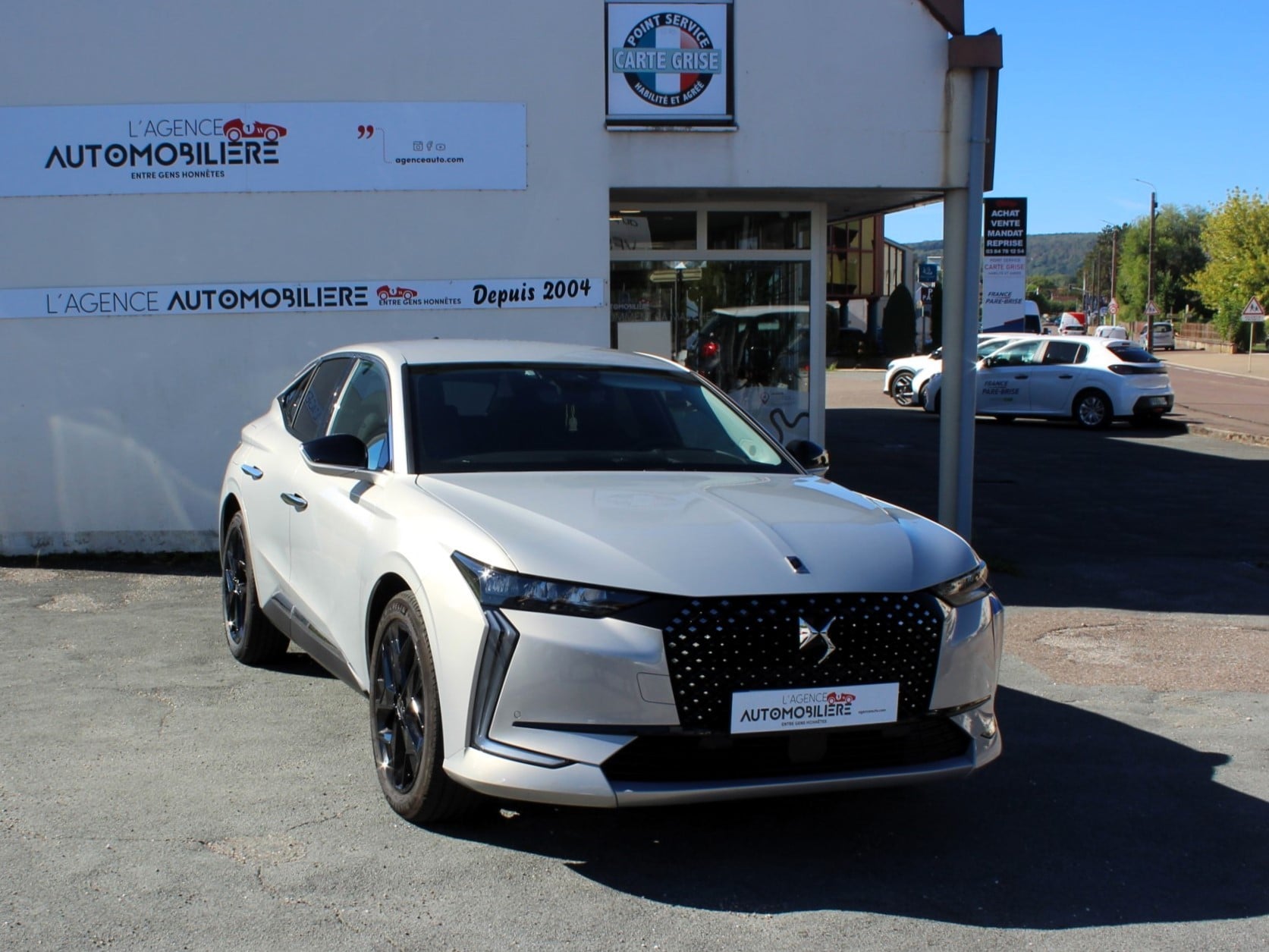 DS DS 4 II BlueHDi 130 CH EAT8 Pallas * BOITE AUTO MOINS DE 6500 KM