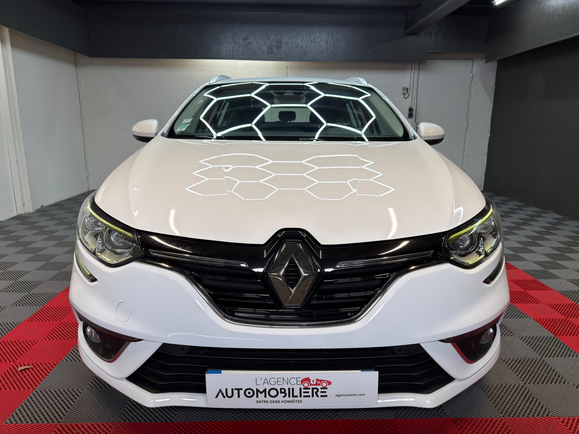 Renault Megane Estate 1.5 dCi 90ch energy Zen — 2