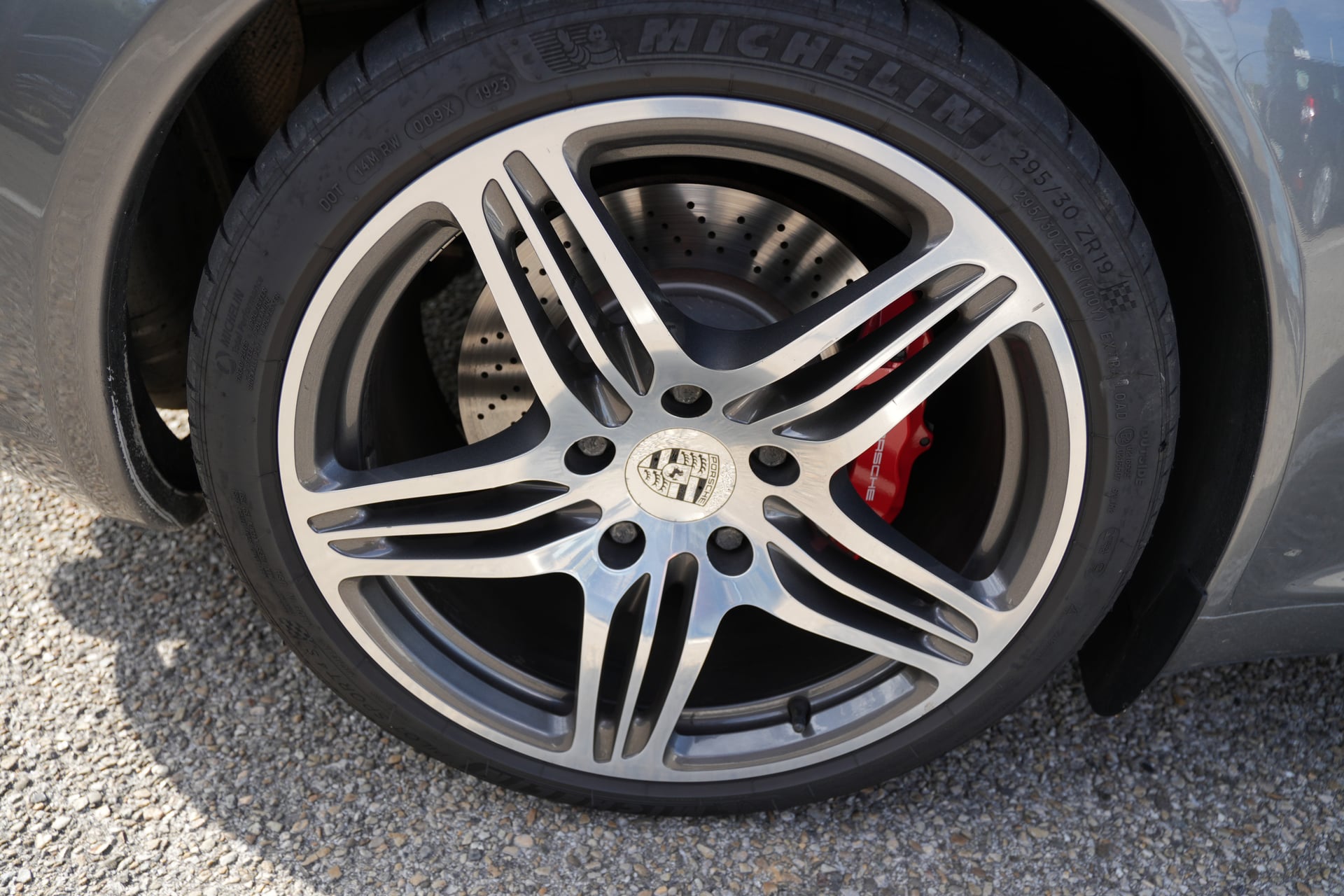 Porsche 911 (997) 3.8 355 CARRERA S — 40