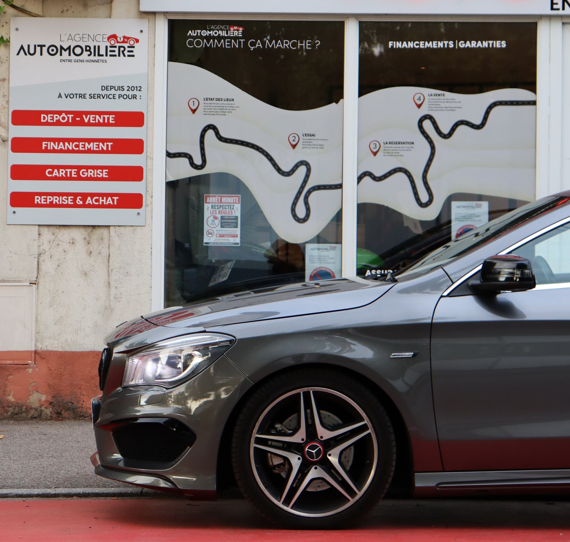 Mercedes-Benz Classe CLA Shooting Brake 220d Fascination Pack AMG 7G-DCT (Toit ouvrant, Sièges chauffants) — 2