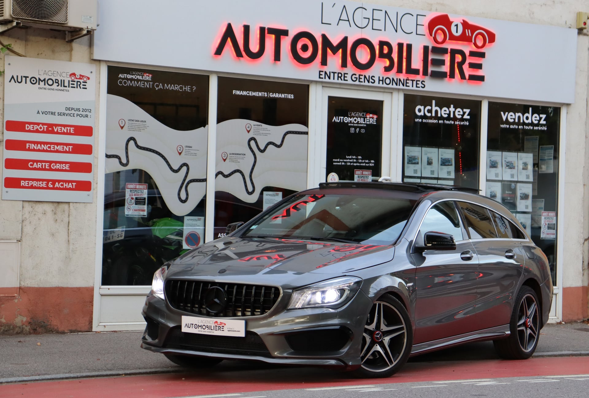 Mercedes-Benz Classe CLA Shooting Brake 220d Fascination Pack AMG 7G-DCT (Toit ouvrant, Sièges chauffants)