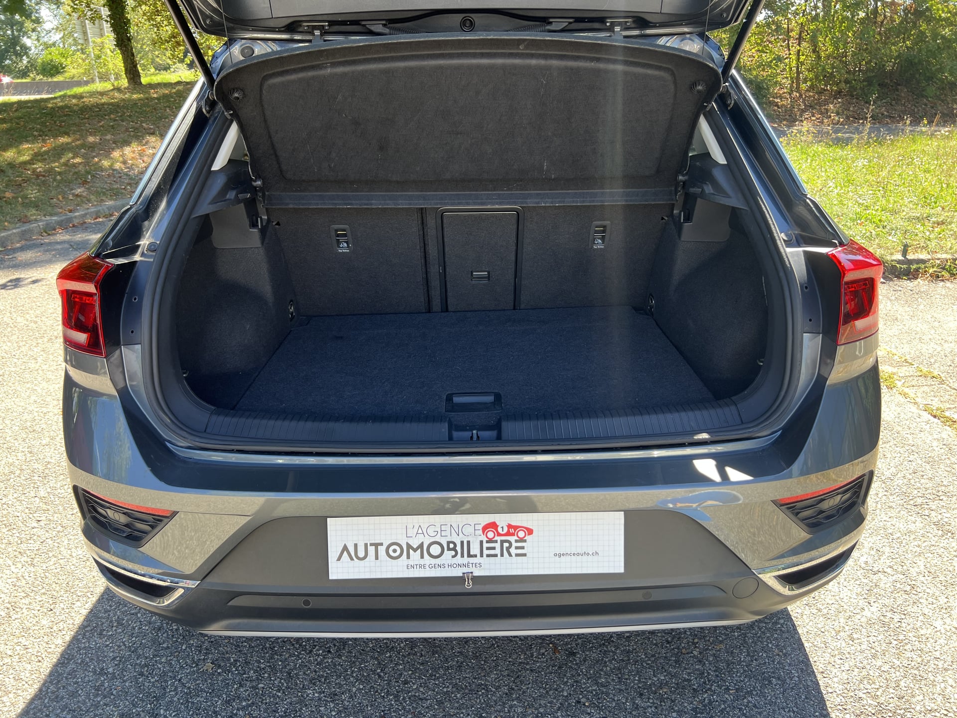 Volkswagen T-roc 2.0 TDI 16V DSG7 150 CV/ SUIVI COMPLET VW — 23