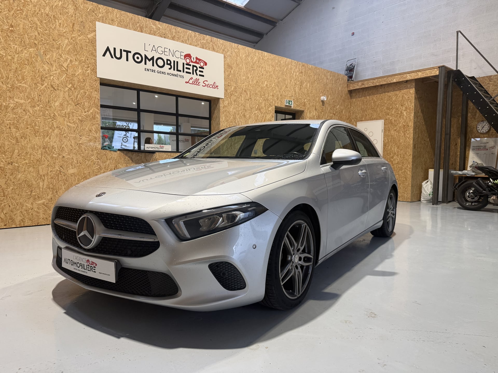 Mercedes-Benz Classe A 180 d 116ch Progressive Line 7G-DCT