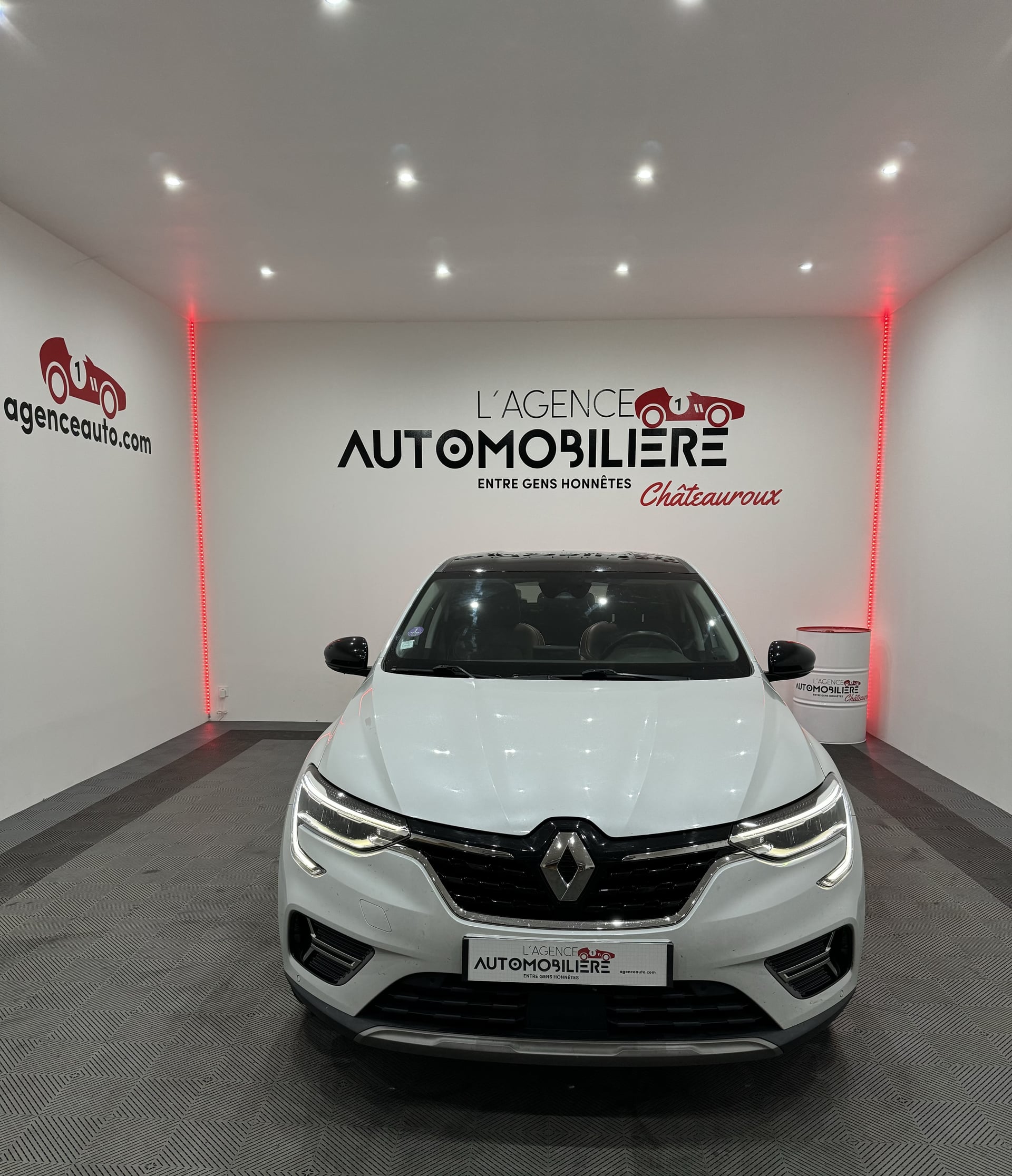 Renault Arkana INTENS 1.6 E-TECH HYBRID 145CV EDC CAMERA/GPS/BLUETOOTH/REGULATEUR/JTES/FX LEDS/ATTELAGE — 2