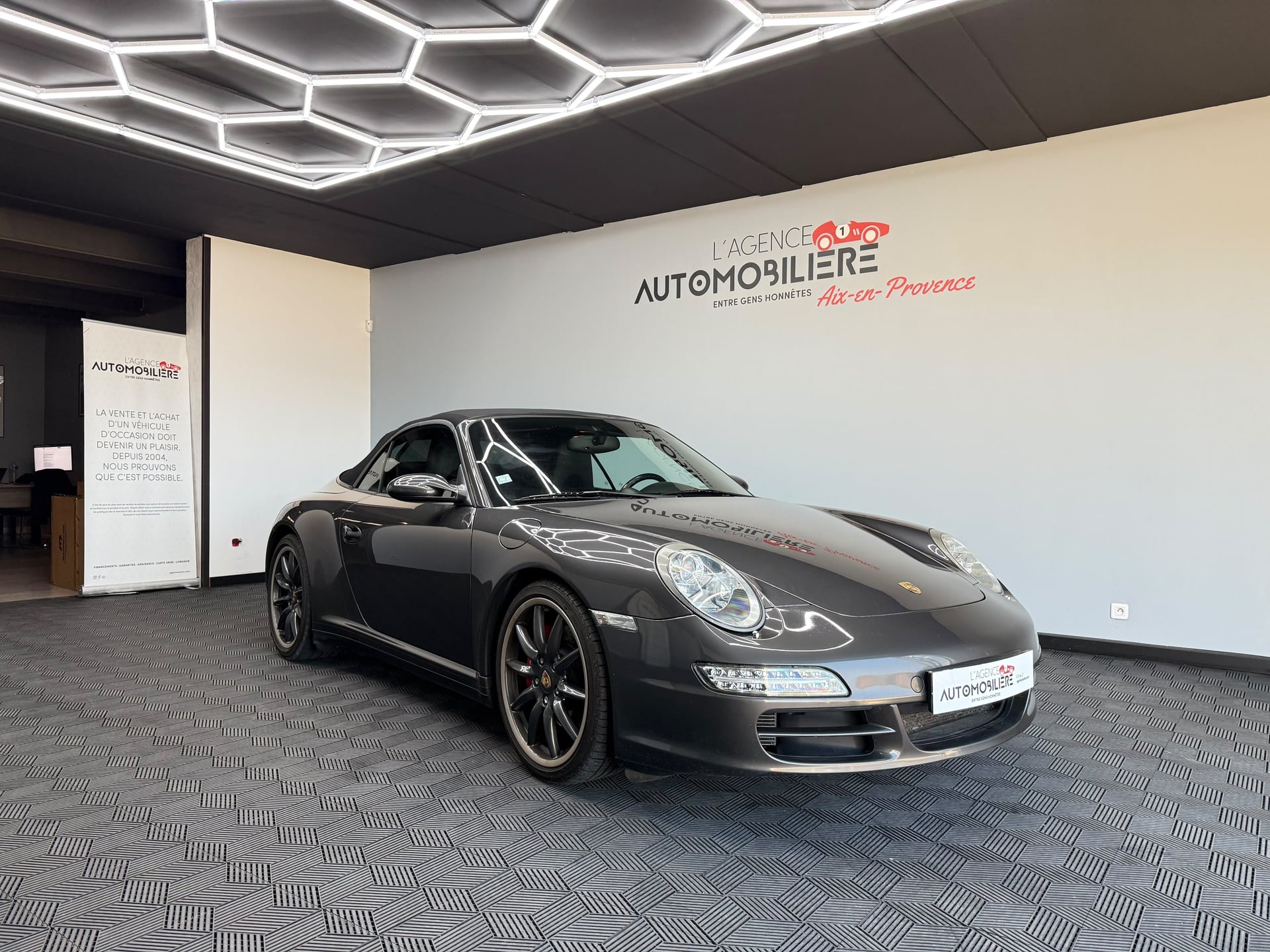 Porsche 911 997.1 CARRERA 4S CABRIOLET 3.8i 355Ch - SUIVI COMPLET - PORSCHE EXCLUSIVE — 2