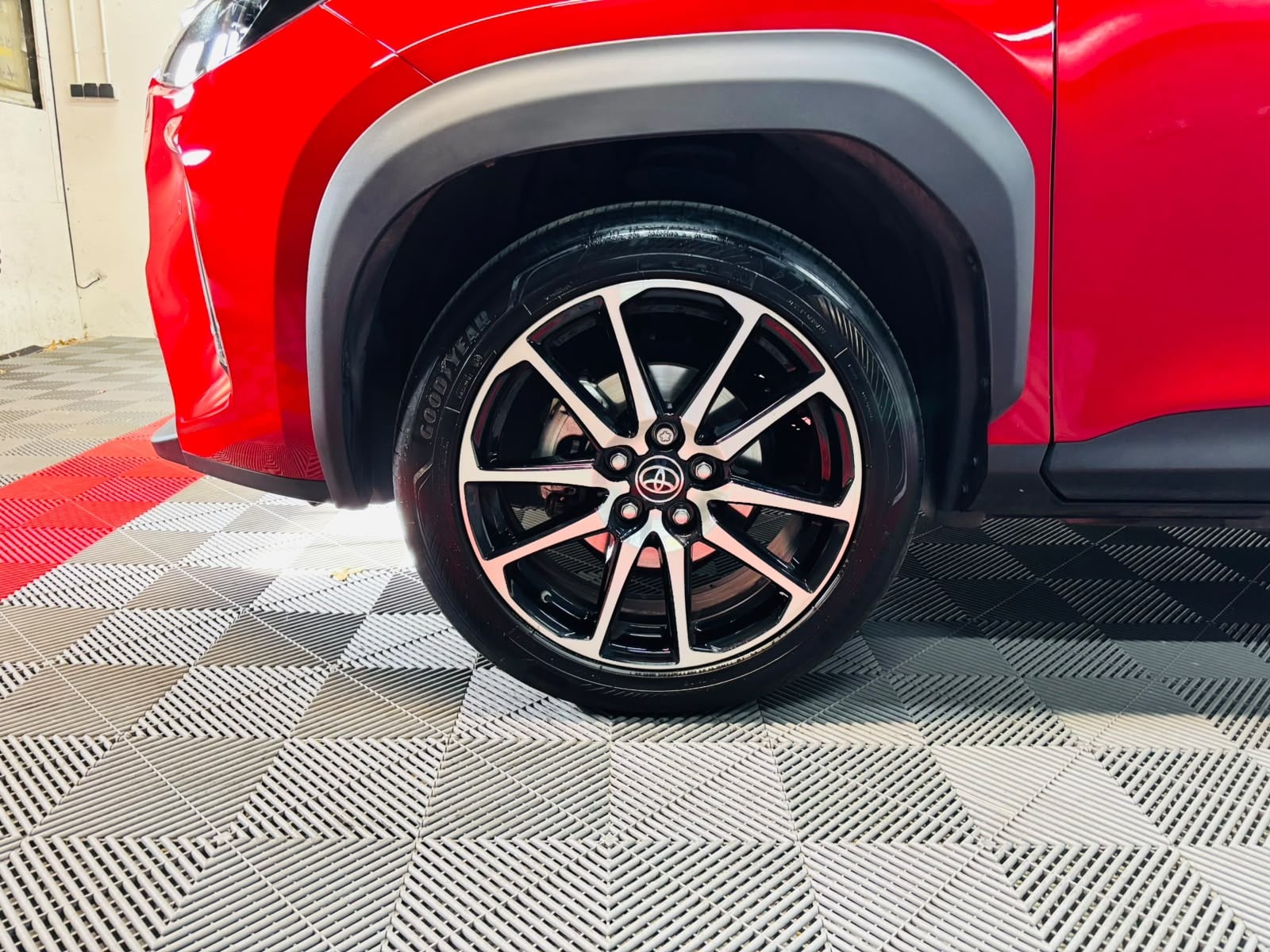 Toyota Yaris Cross 130h GR Sport HEV MC24 — 36