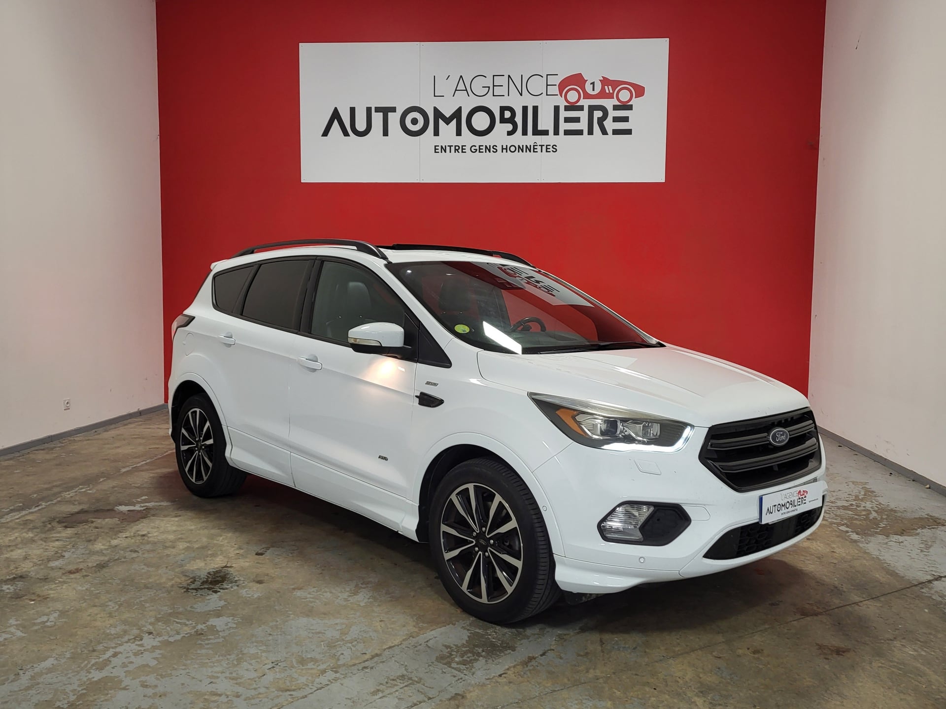 Ford Kuga II (2) 2.0 TDCI 180 S&S 4X4 ST-LINE POWERSHIFT