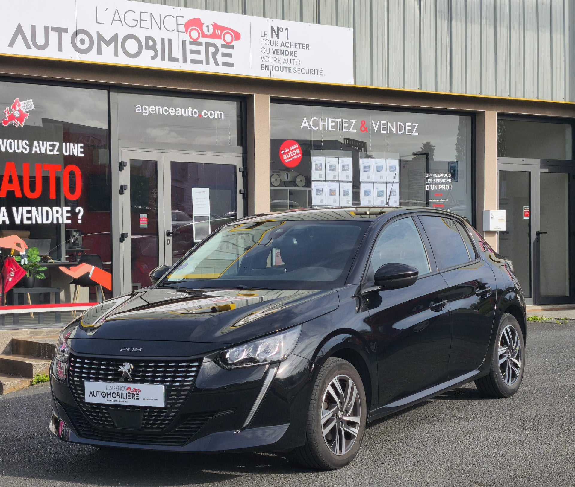 Peugeot 208 1.2 PureTech 100 ch ALLURE