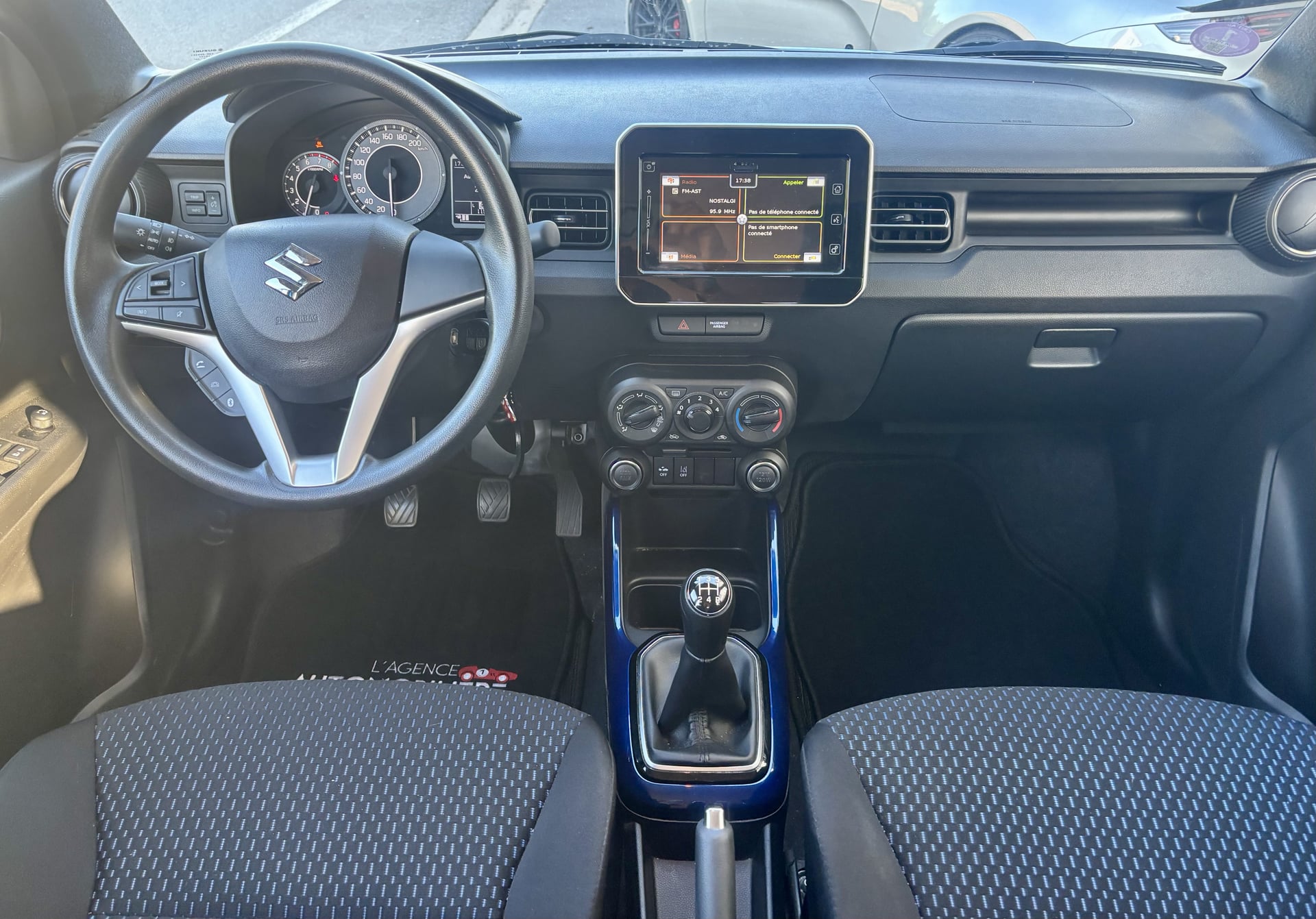 Suzuki Ignis 1.2 i Dualjet 16V Hybrid 83 h PRIVILÈGE Première main — 5
