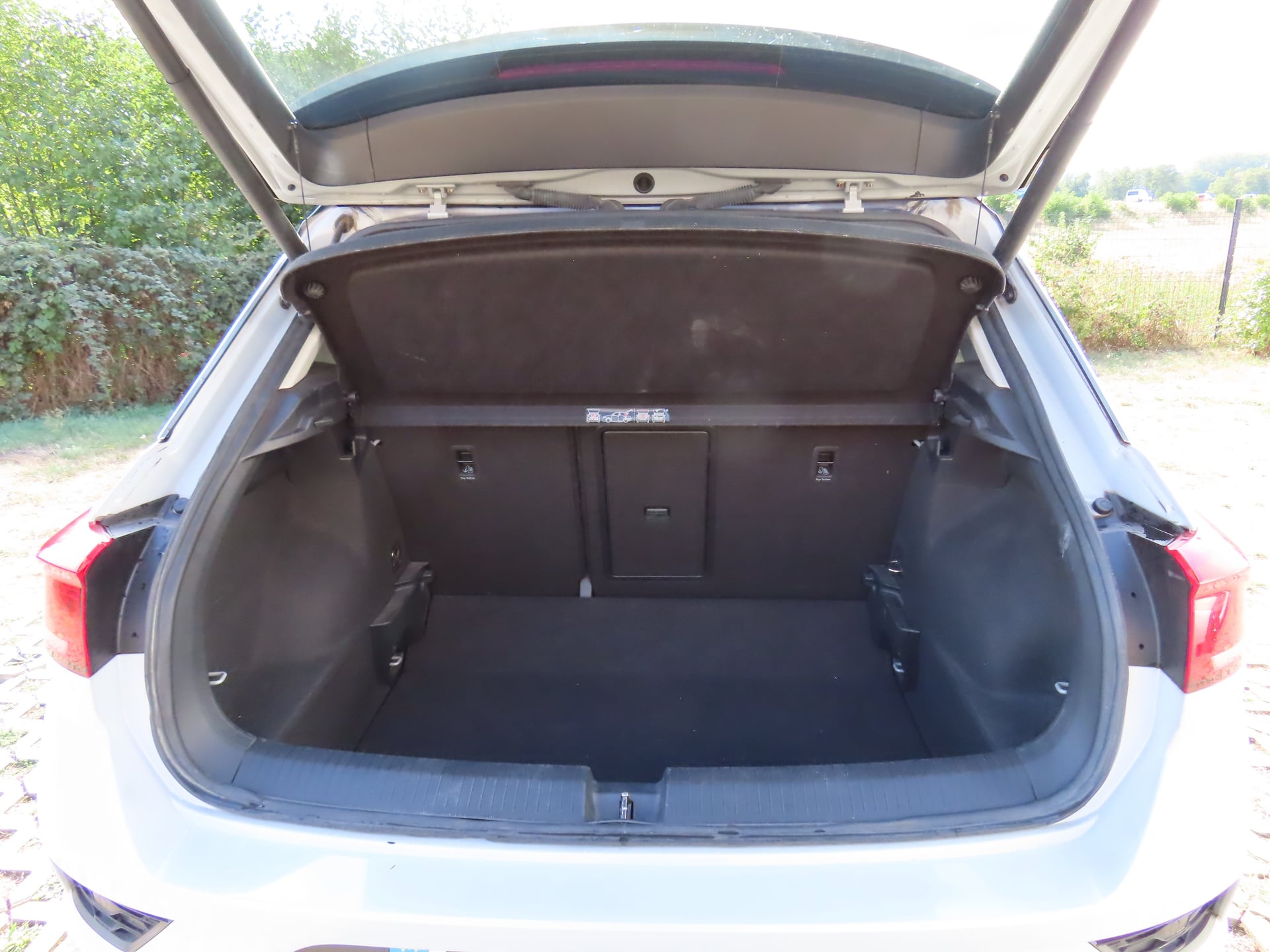 Volkswagen T-roc 1.5 TSI 16V United 150Cv — 16