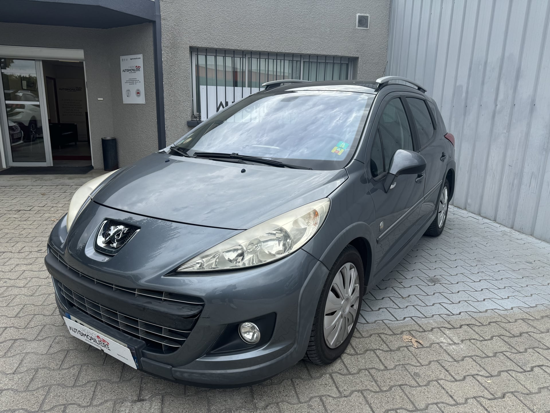 Peugeot 207 SW 1.6 HDi 16V 90 cv — 2