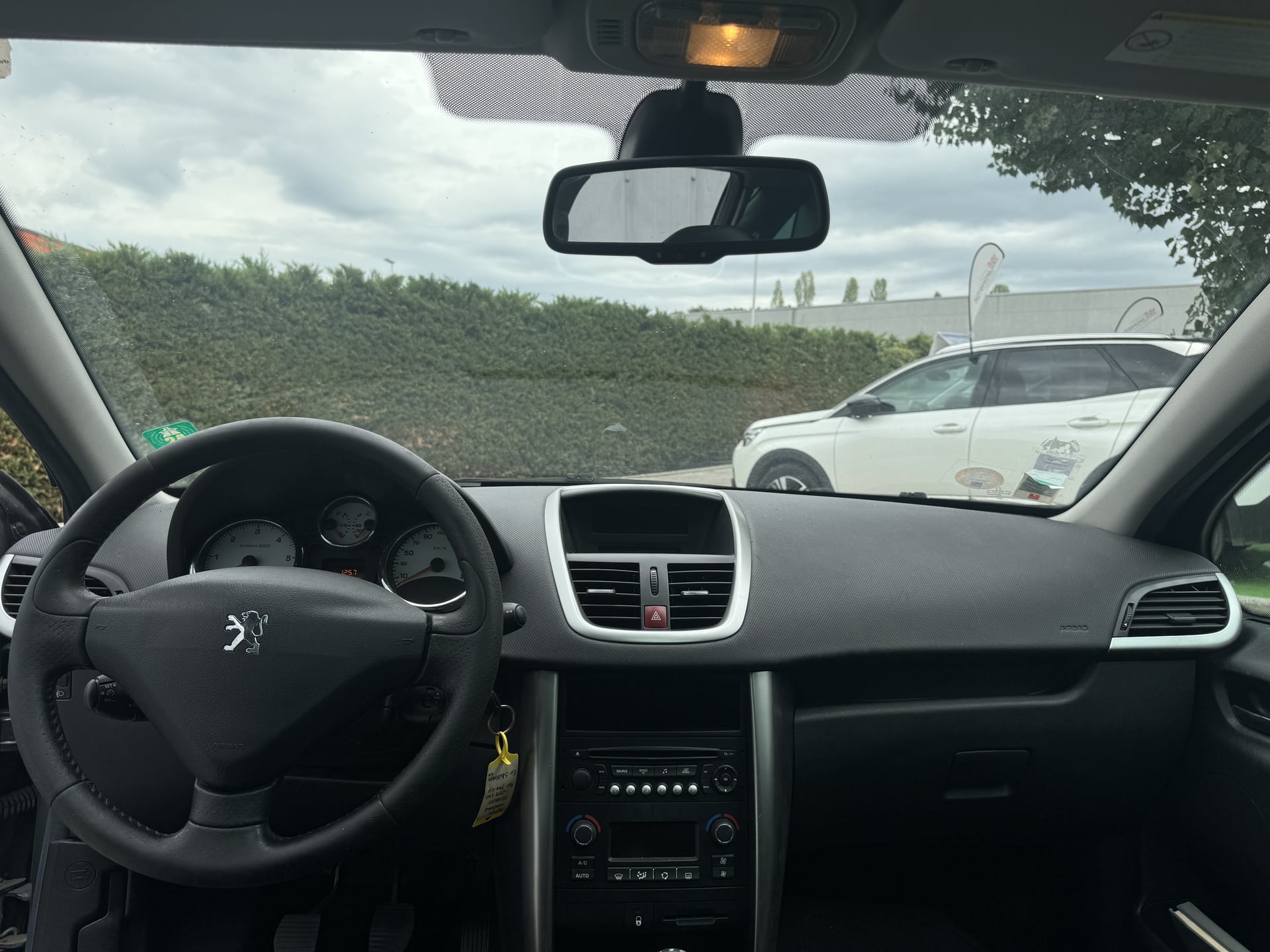Peugeot 207 SW 1.6 HDi 16V 90 cv — 11