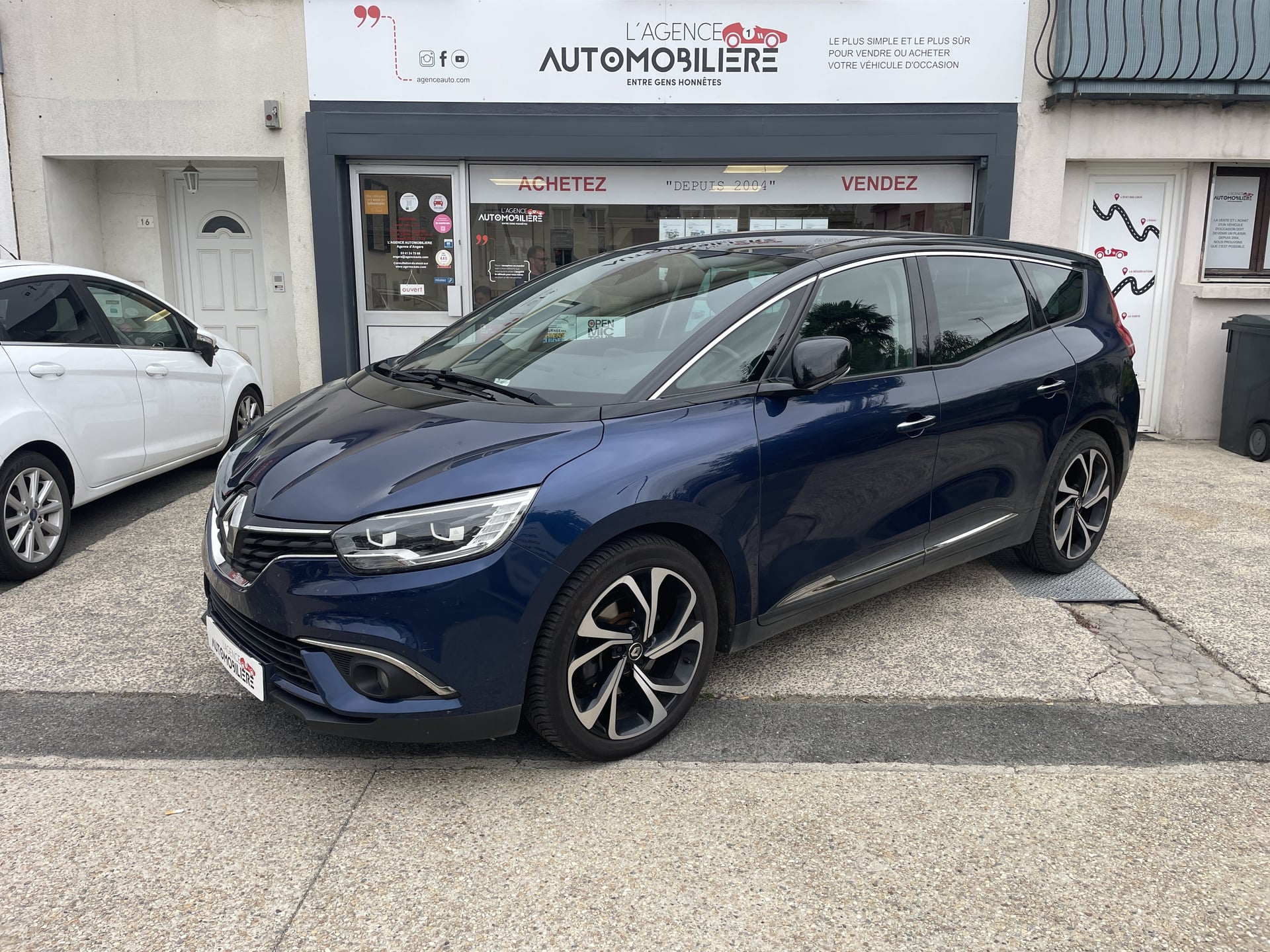 Renault Grand Scenic IV 1.7 dCi 120 cv INTENS - 7 places APPLE CAR Chaine de distribution 2ème main