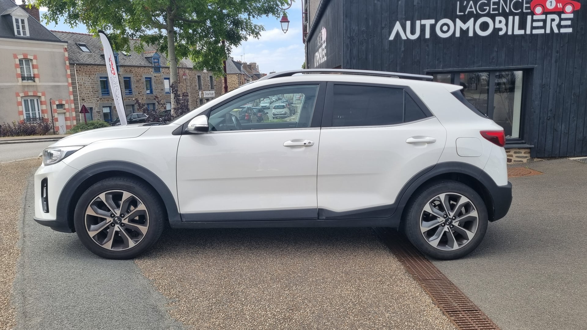 Kia Stonic STONIC 1.0 T-GDi 120ch ISG Premium Euro6d-T — 38