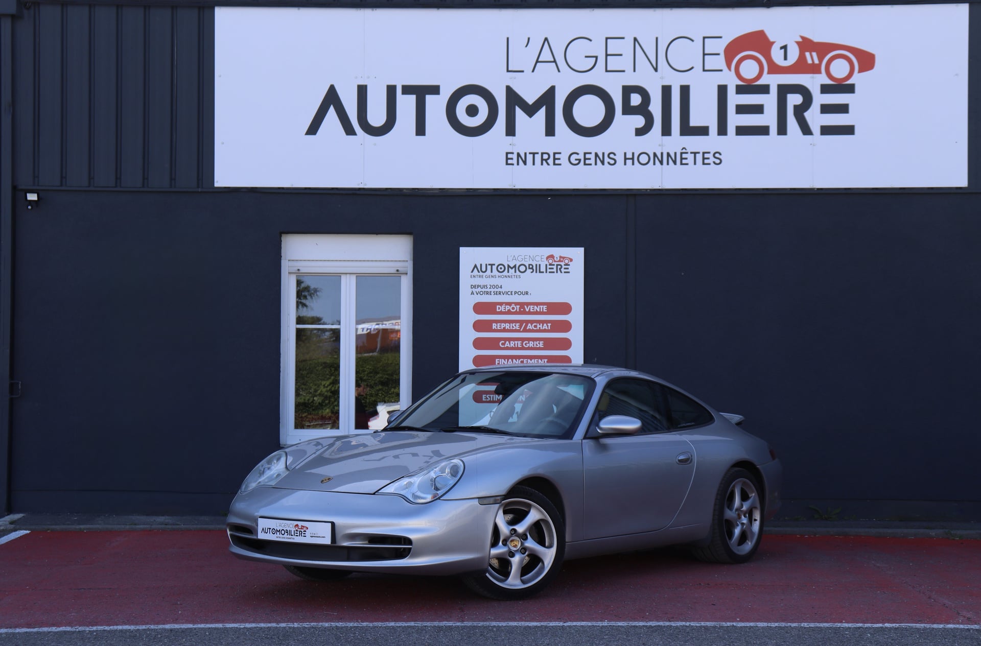 Porsche 911 (996) Carrera 3.6 i 320 BVM6 (IMS à jour, Suivi complet...)