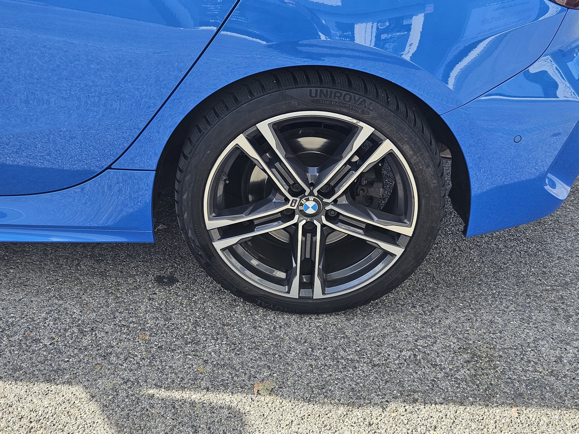 BMW Série 1 120 D 2.0 190 CH X-DRIVE M-SPORT ( Sièges Electriques à mémoires - Park Assist / Auto Reverse - Caméra de recul ...) — 39