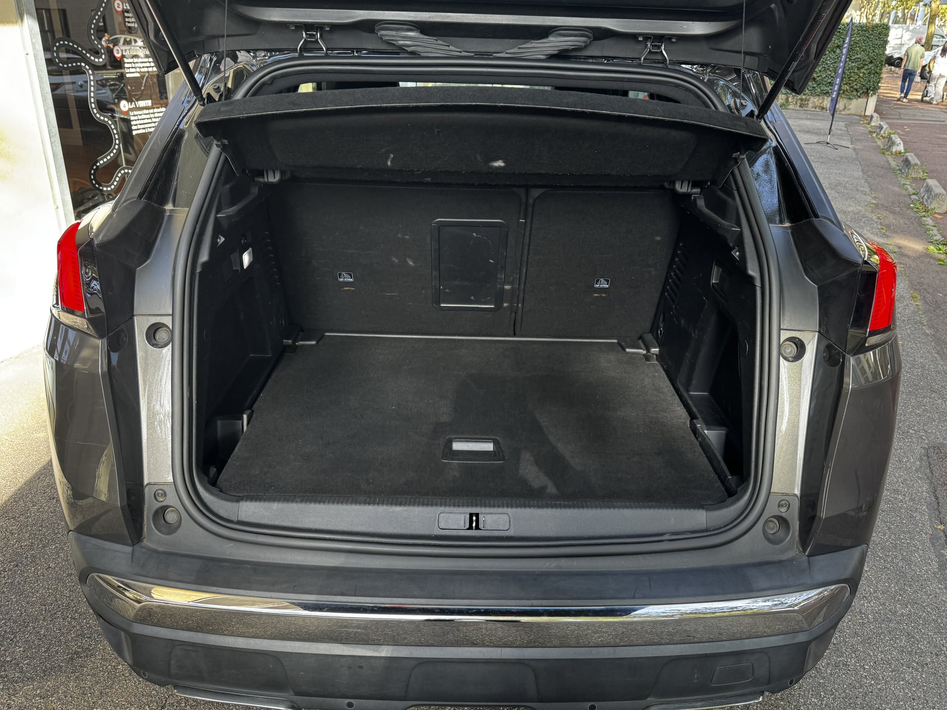 Peugeot 3008 1.2 PURETECH 130 S&S GT LINE EAT8 — 22