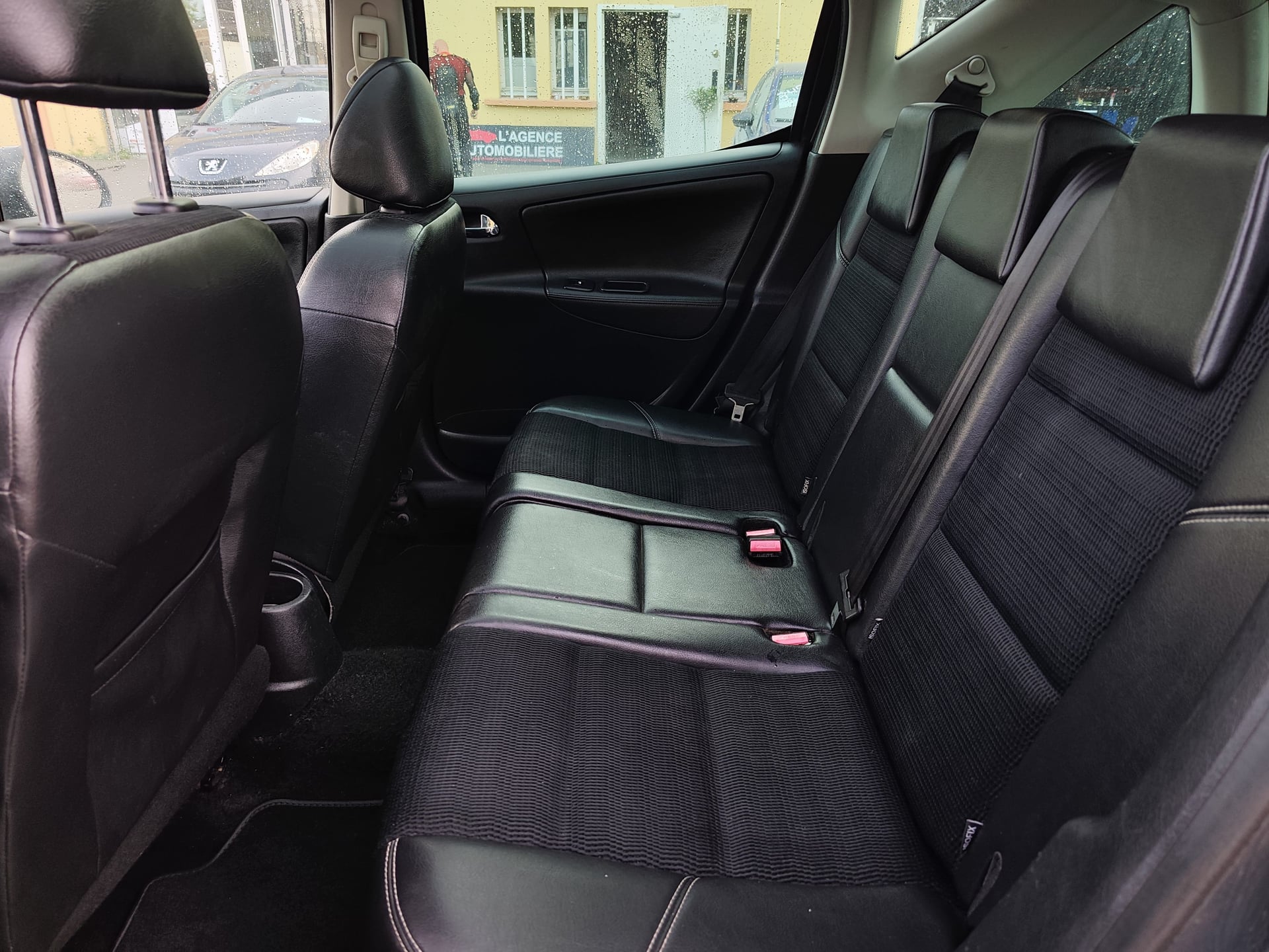 Peugeot 207 SW 1.6 HDi 90ch Premium - Full entretien — 26