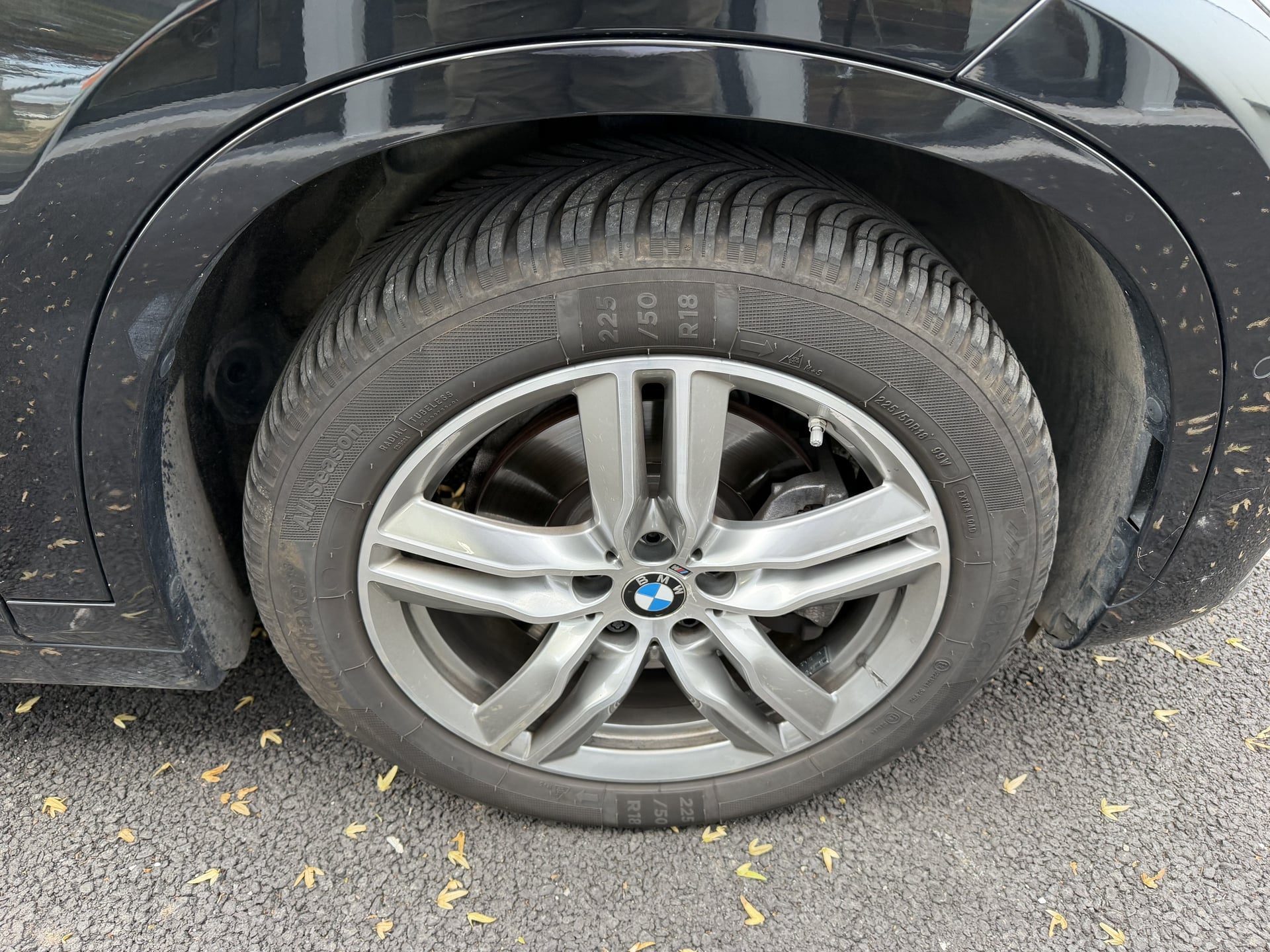 BMW X1 sDrive 20d 190 Steptronic 8 M Sport — 32