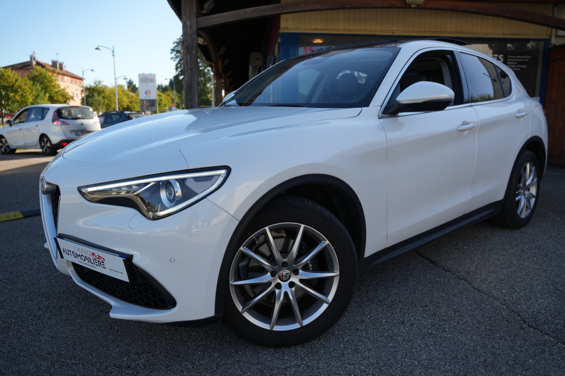 Alfa Romeo STELVIO 2.0 TURBO 200 Q4 LUSSO AT8 — 2