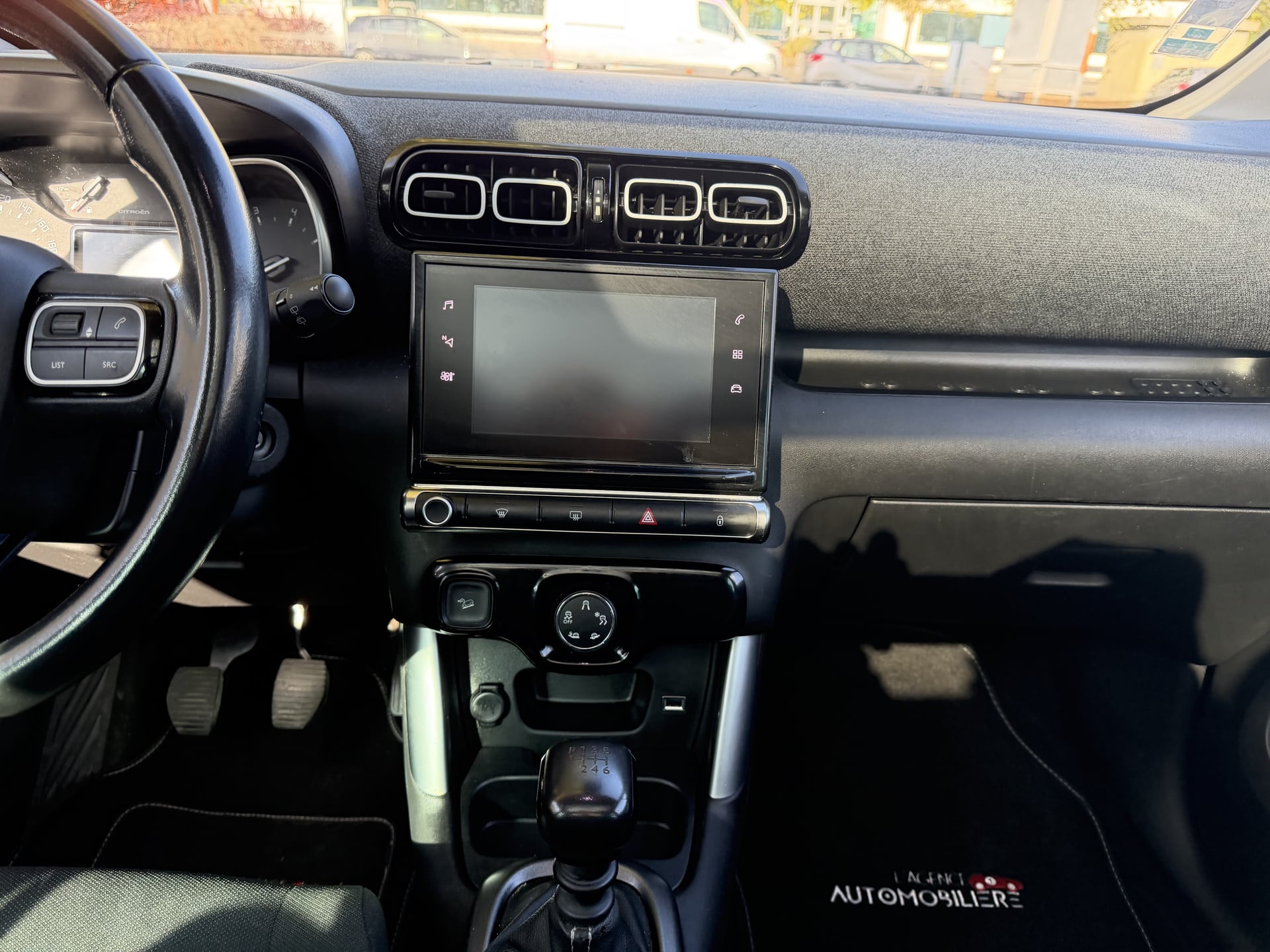 Citroen C3 AIRCROSS 1.5 HDI 100 CH RIP CURL - Toit ouvrant — 21