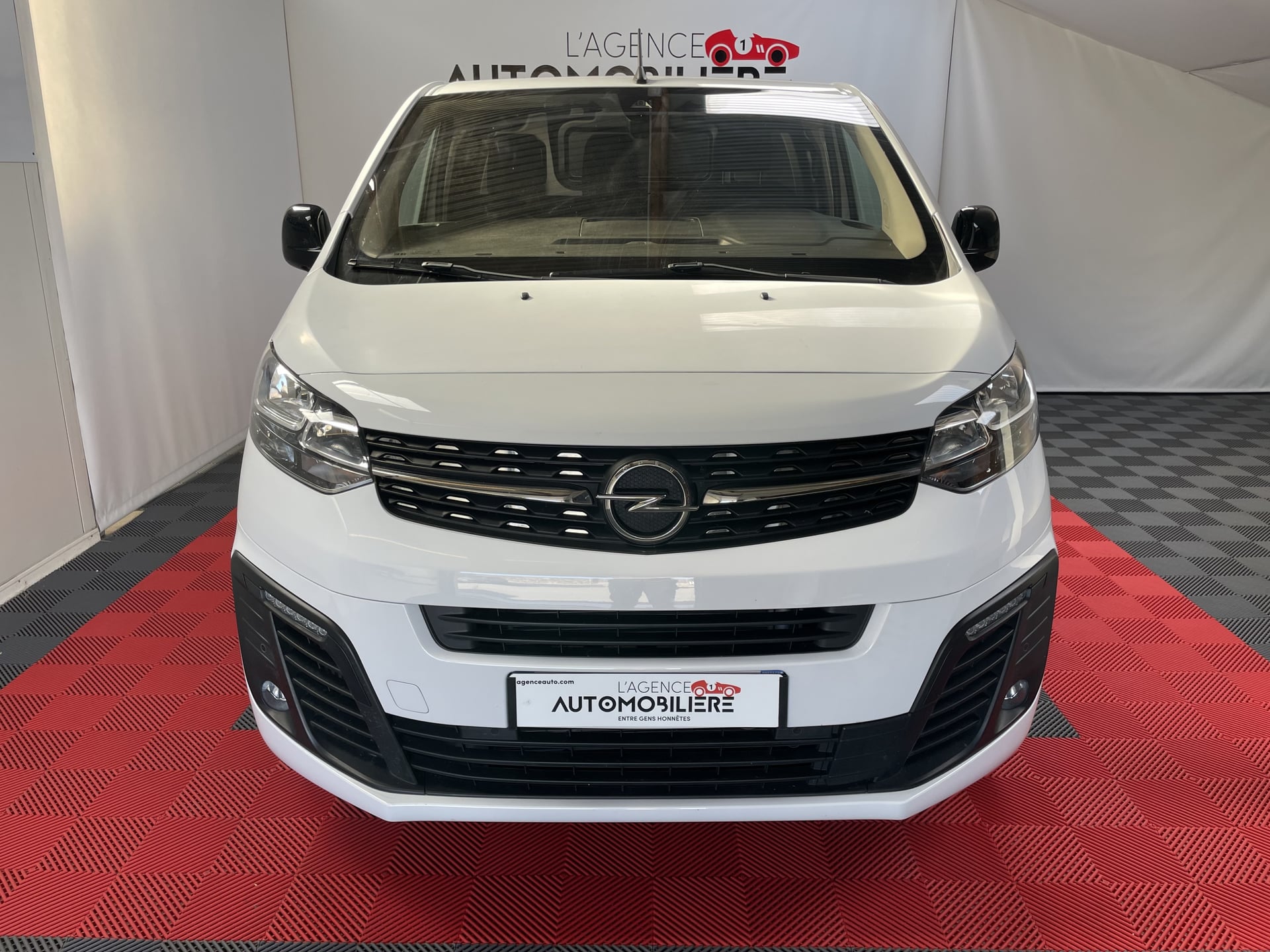 Opel Vivaro 1.5 BLUEHDI 120 CH PACK PREMIUM CONNECT — 2