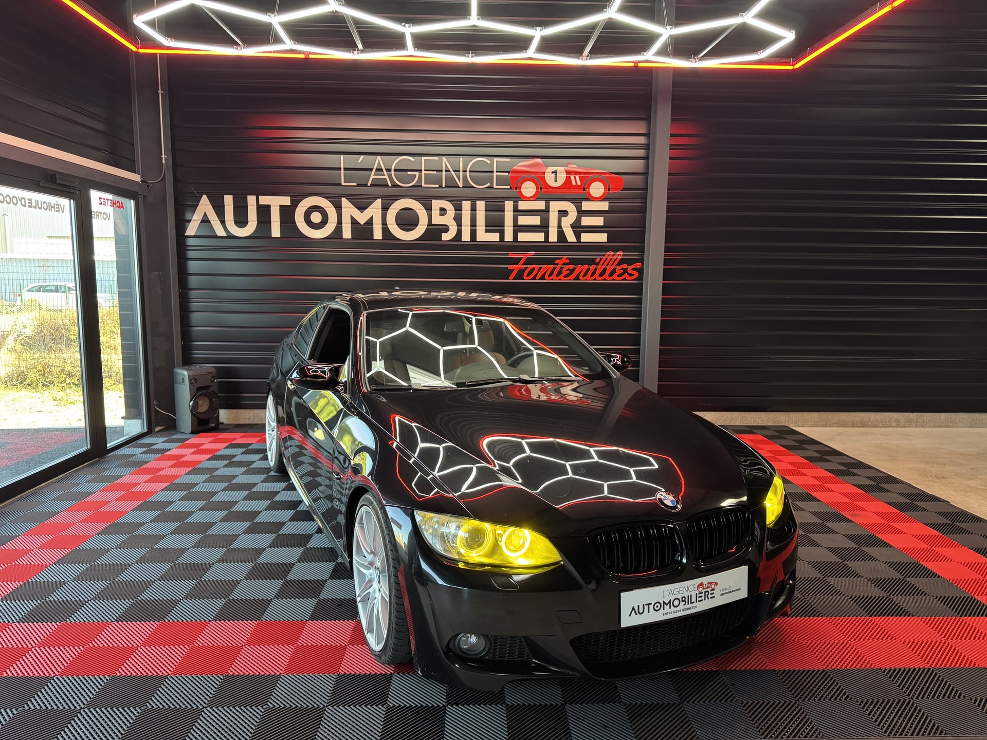 BMW 325 3.0 e92 325i 218 M Sport d'origine — 2