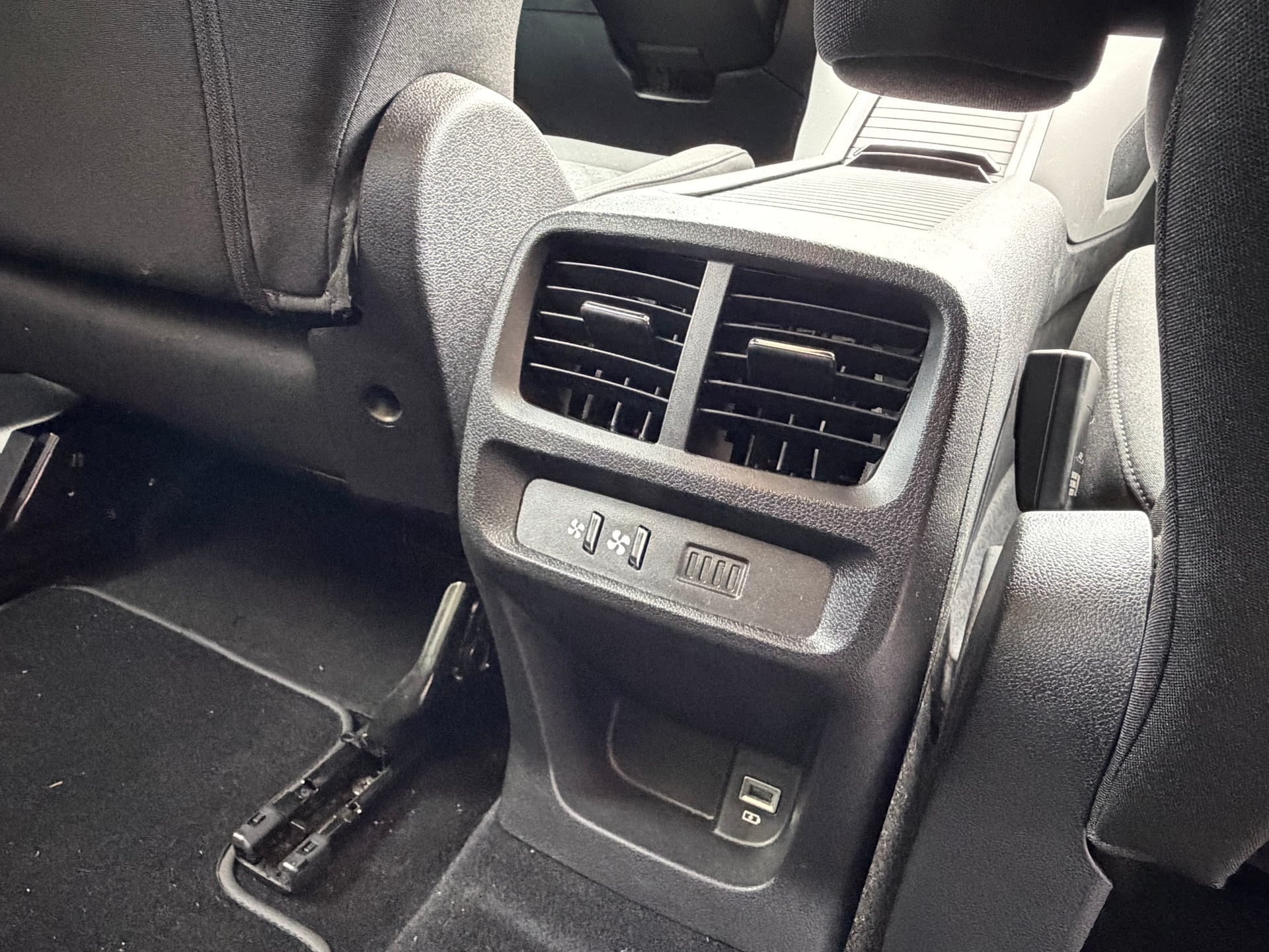 Peugeot RIFTER 1.5 BLUEHDI 130 GT LINE EAT8 - CAMERA DE RECUL — 39