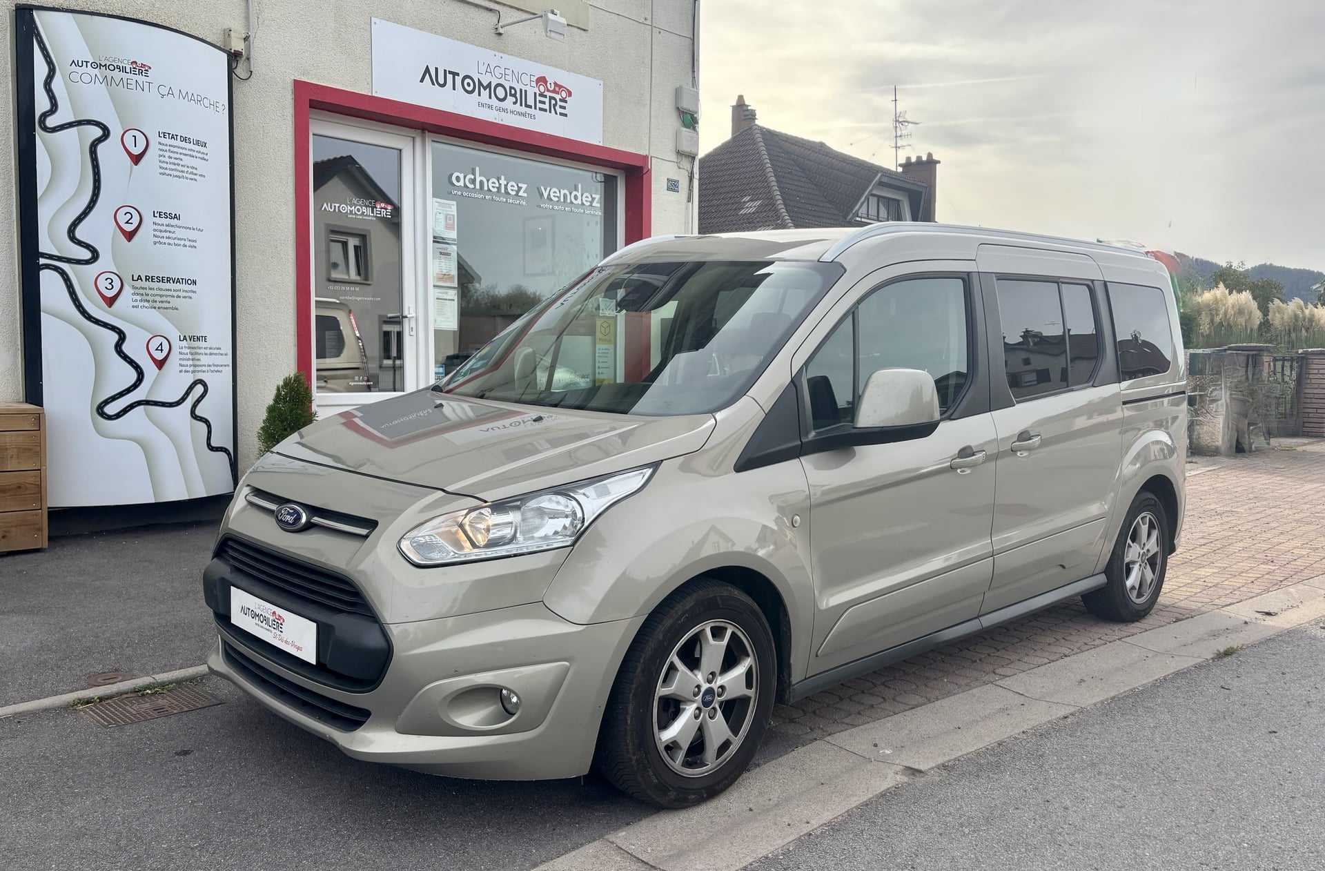 Ford Tourneo Connect Grand II L2 1.5 TDCI 120ch TITANIUM