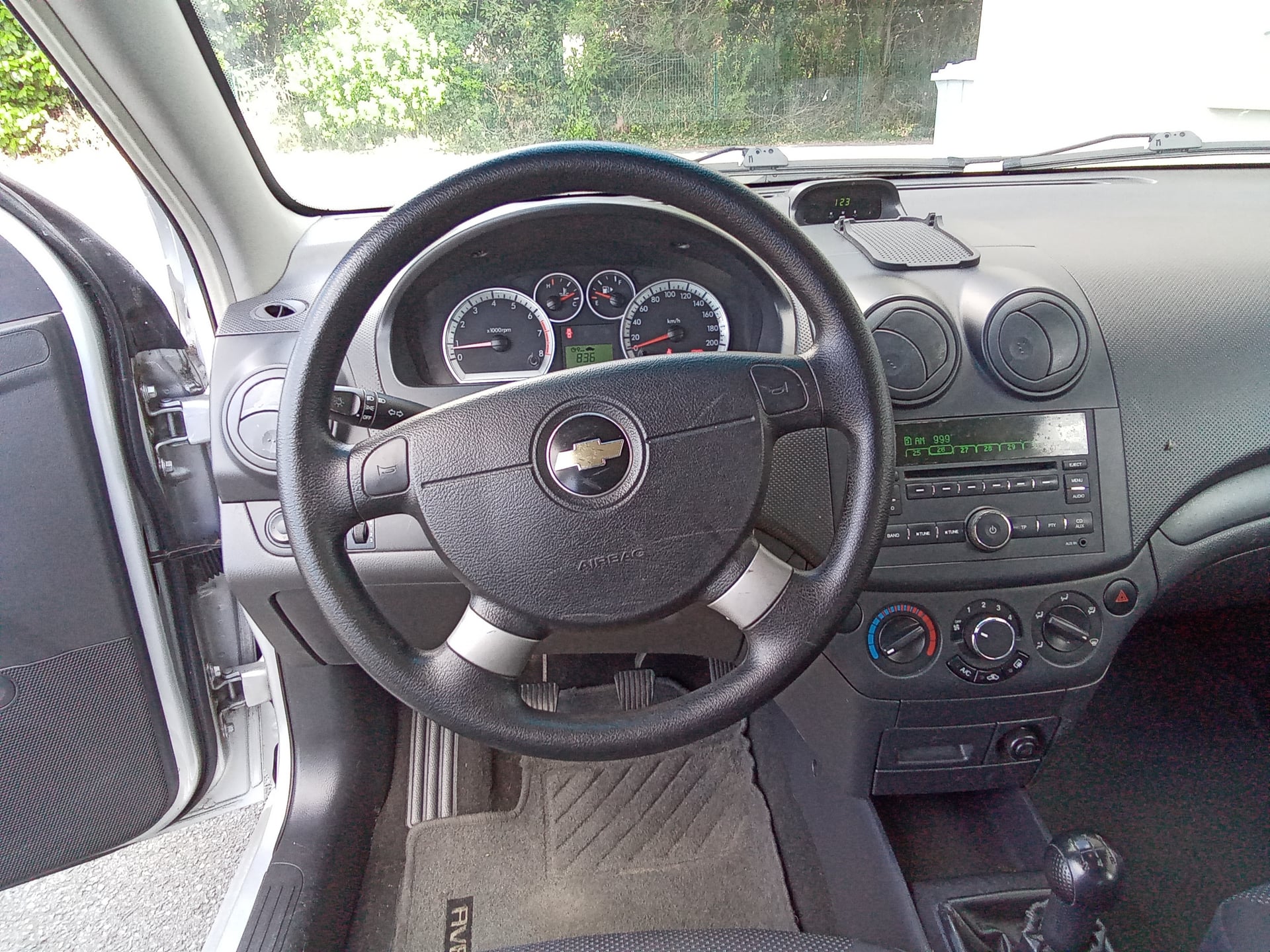 Chevrolet Aveo 1.2 85 LS — 25