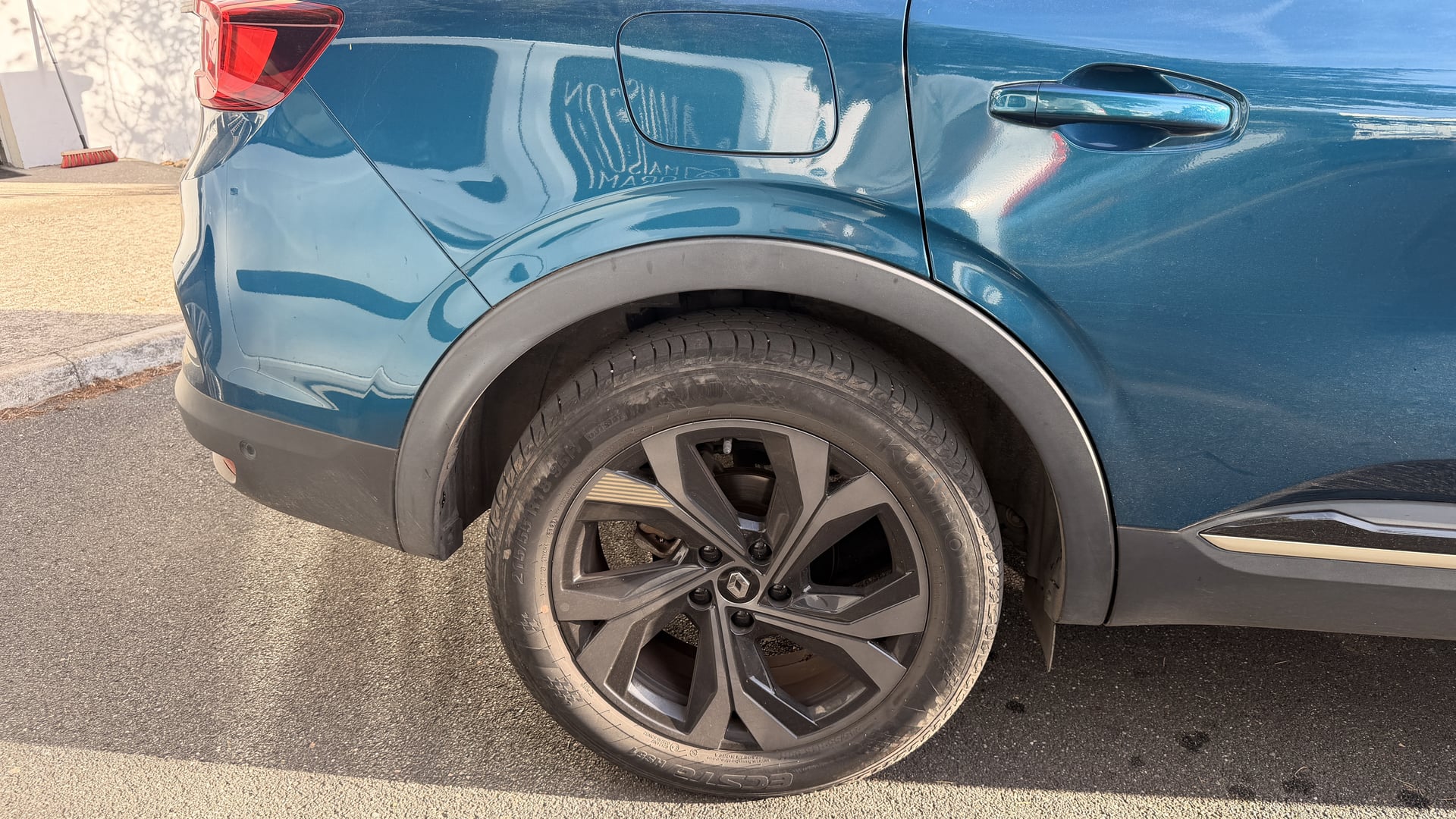 Renault Arkana E-TECH 1.6 i 16V 145ch Hybrid Boîte auto — 30