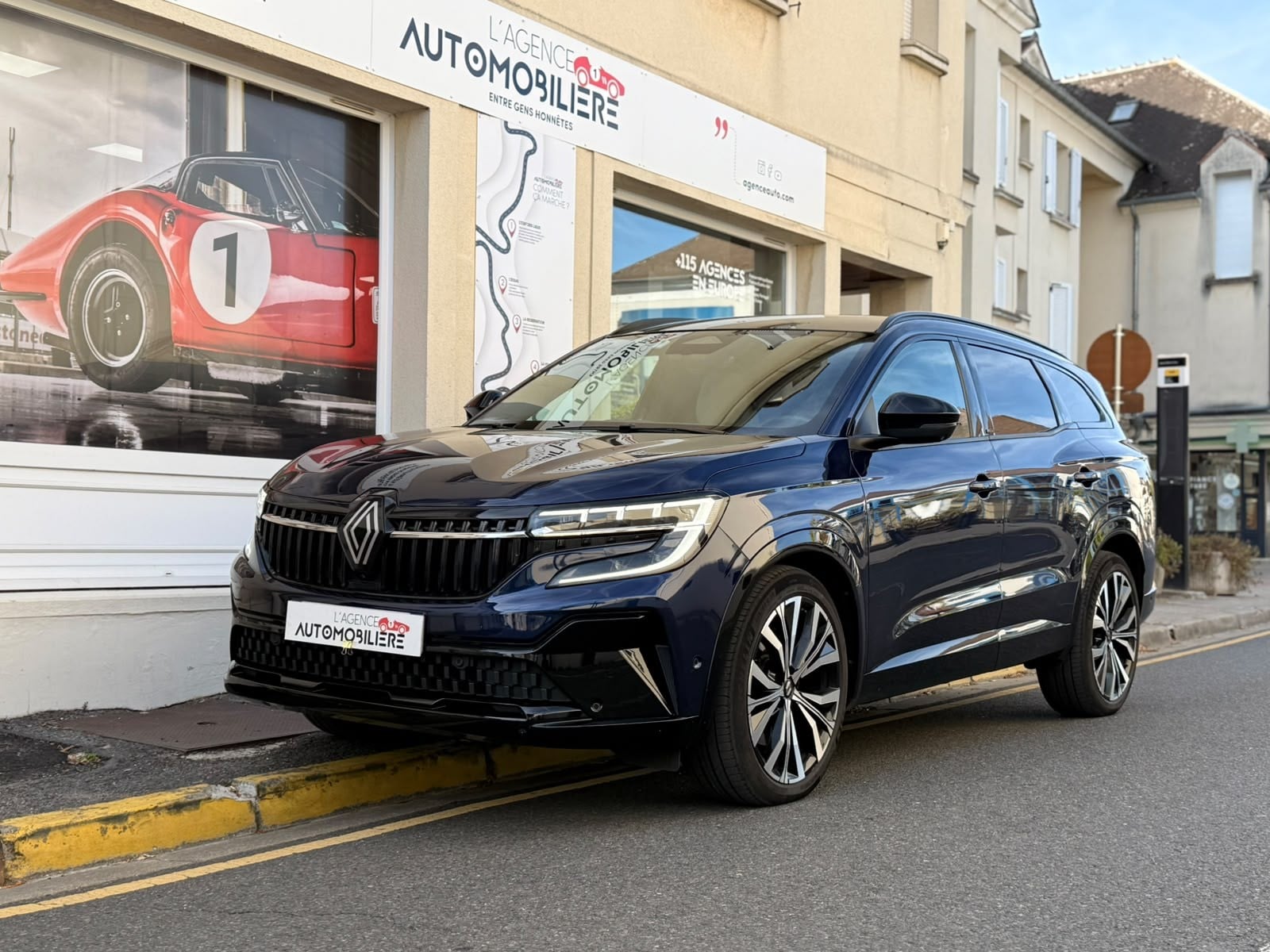 Renault Espace Renault Espace VI E-Tech 200 Iconic 7 places+Full Options+Suivi Complet