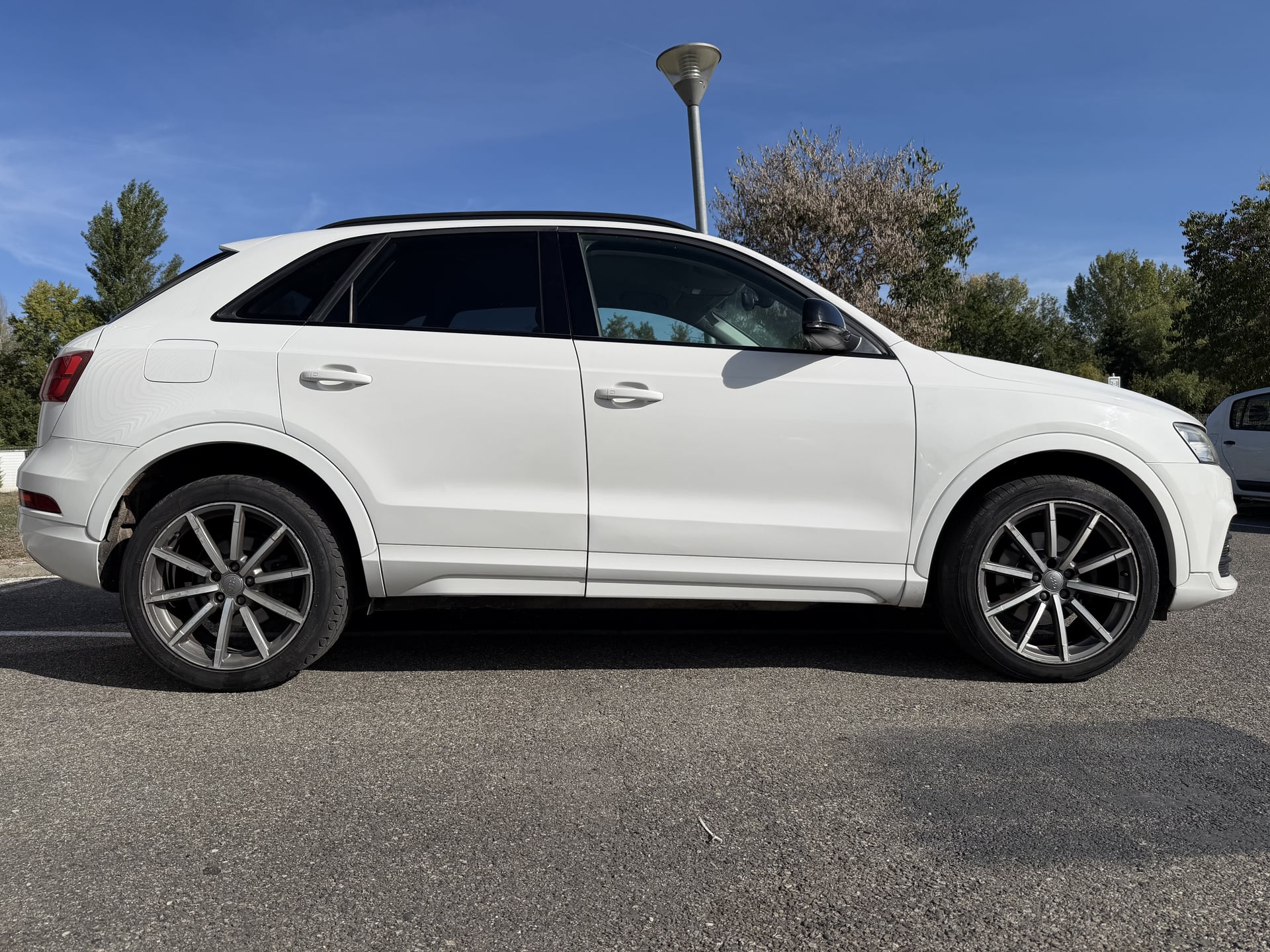 Audi Q3 2,0 TDI 150 Ambition Luxe — 2