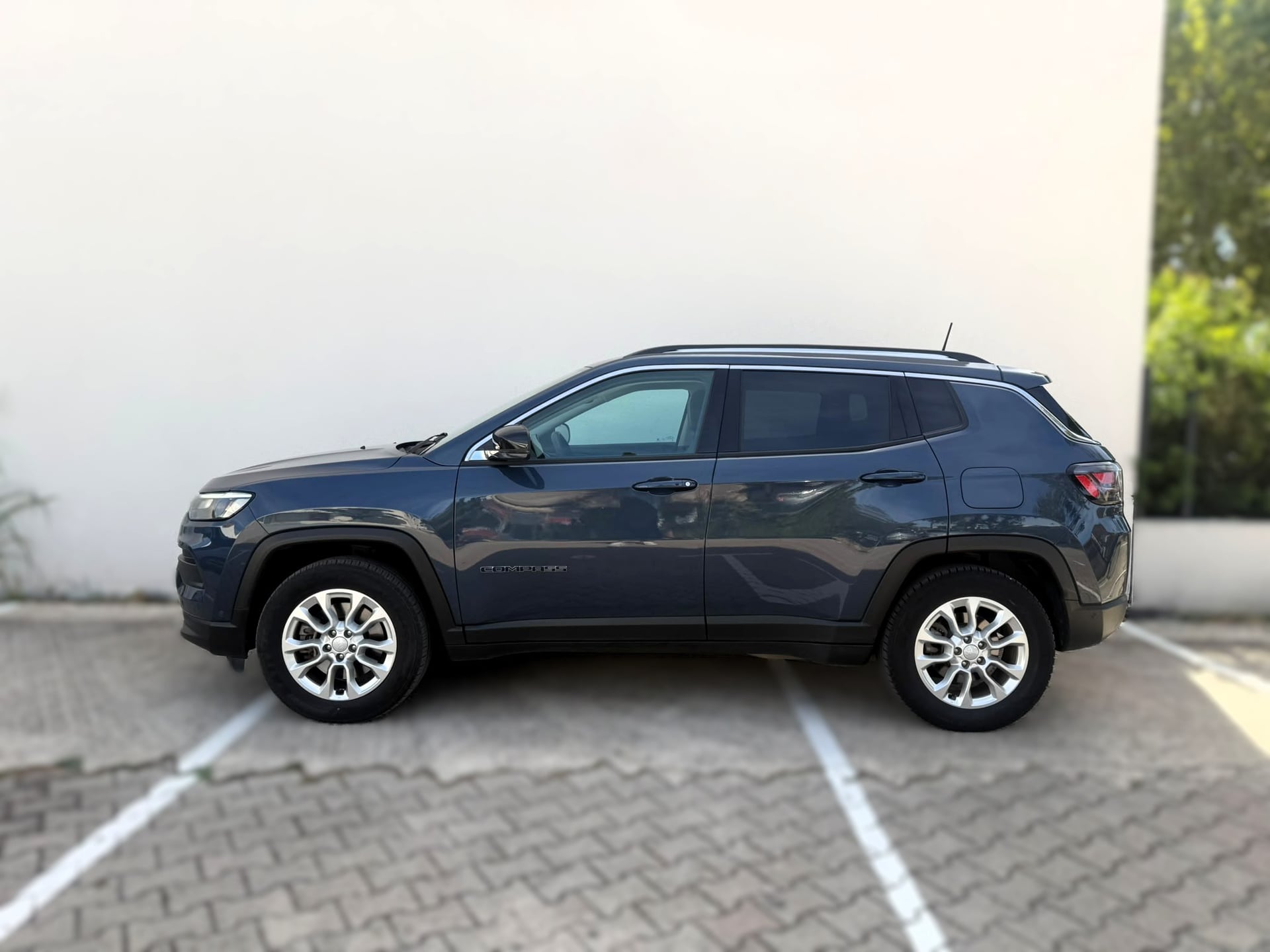 Jeep Compass 1.3 T 190H 130 HYBRID PHEV 11.4KWH SWISS LIMITED PLUS SKY AWD BVA — 2