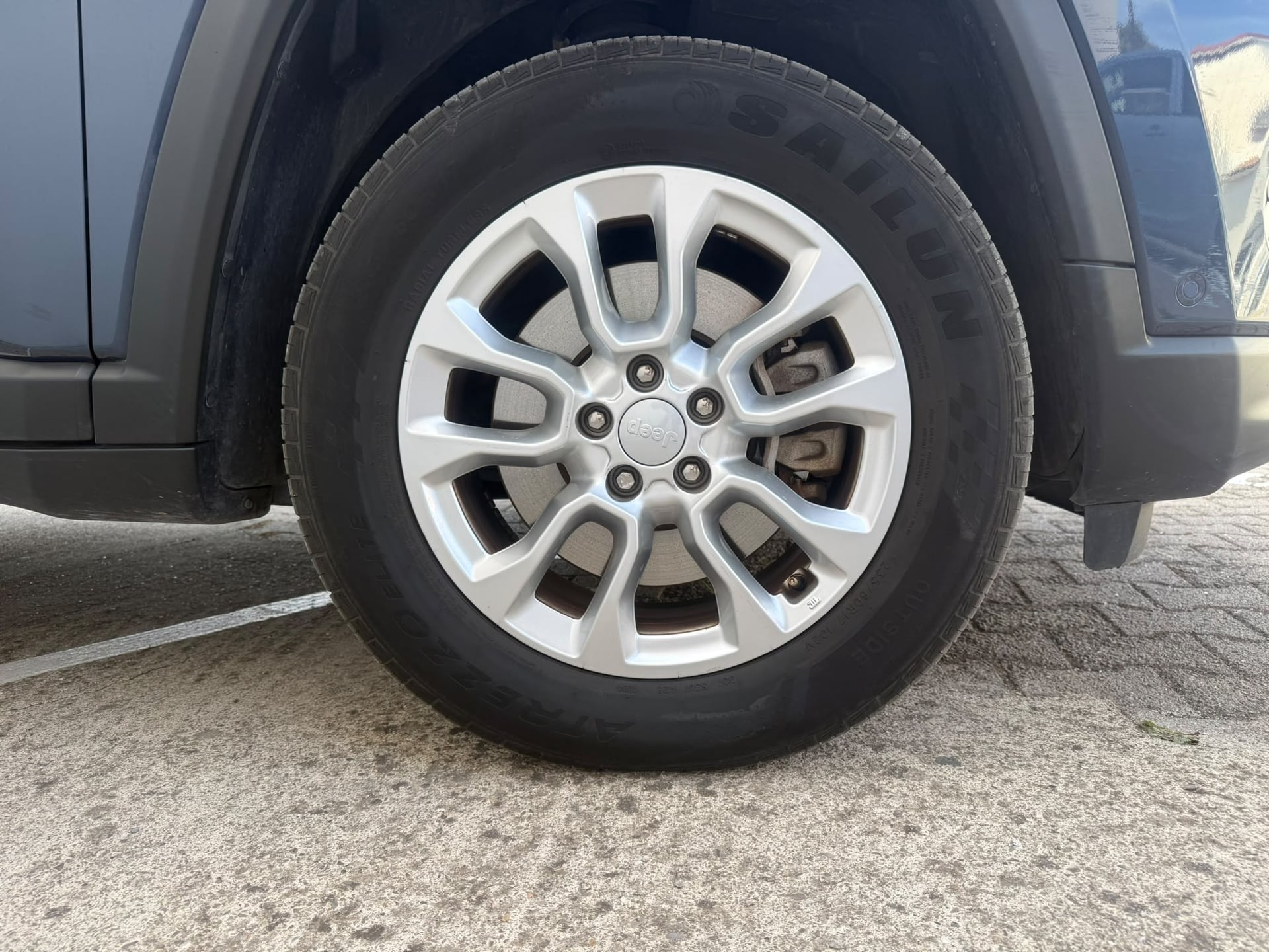 Jeep Compass 1.3 T 190H 130 HYBRID PHEV 11.4KWH SWISS LIMITED PLUS SKY AWD BVA — 28