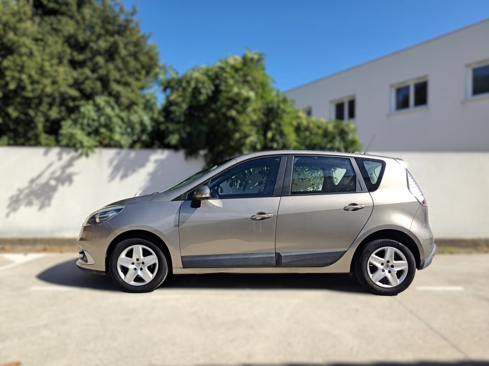 Renault Scenic Renault Scénic III – 1.6 dCi 130 Energy – finition Dynamique – 5 places. — 2