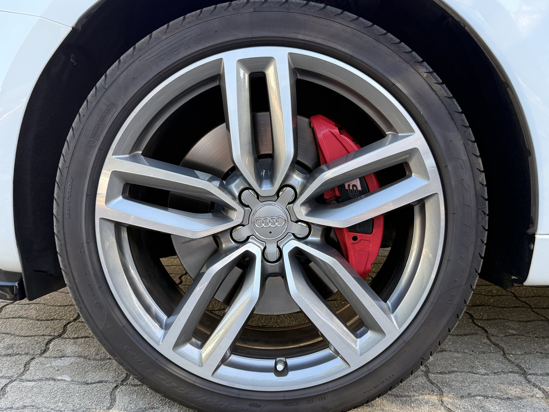 Audi SQ5 3.0 V6 BITDI 340QUATTRO TIPTRONIC 8+Pack Carbone+2eme Main+Suivi Complet+Etat Neuf!+Apple Carplay — 28