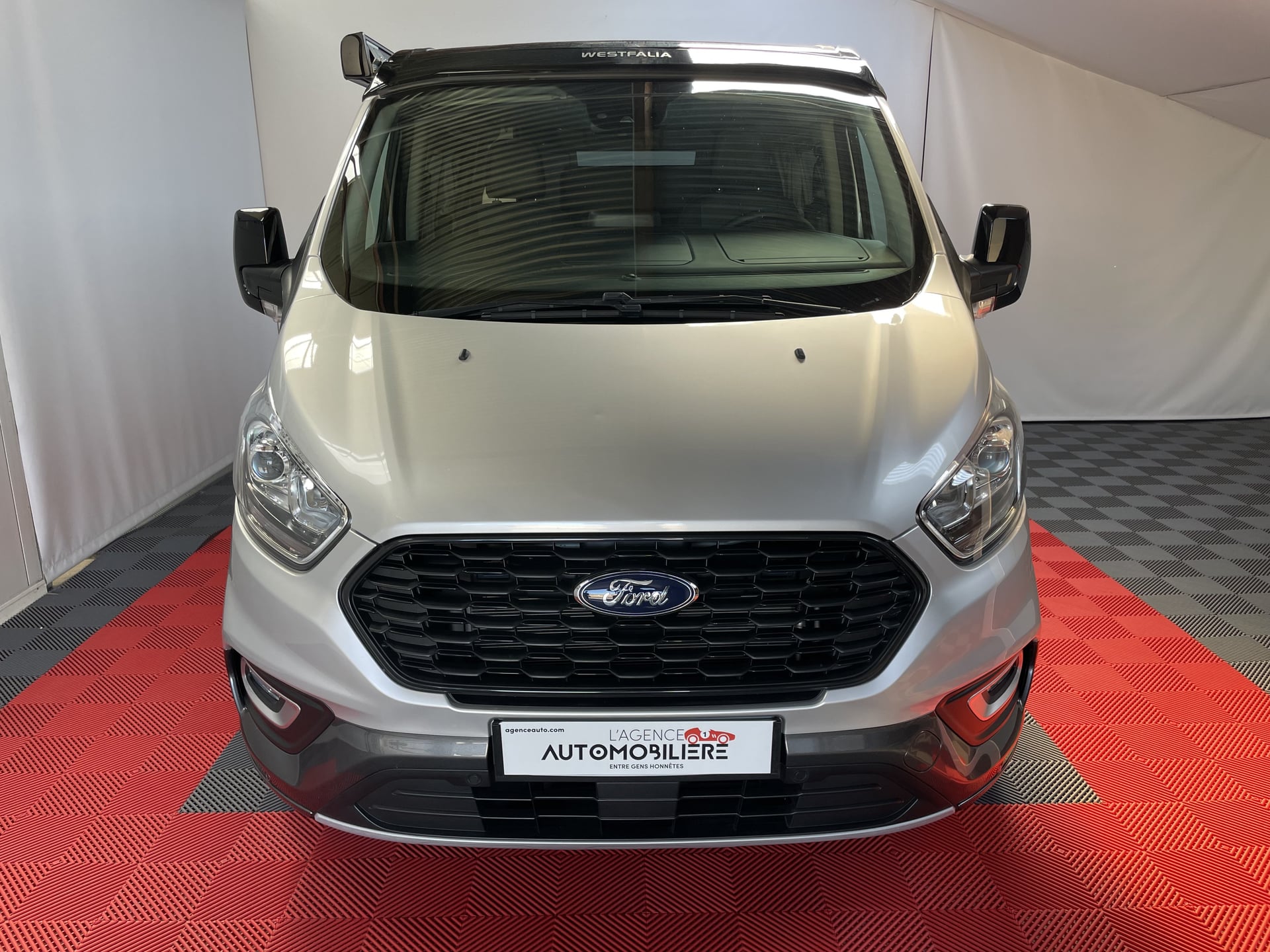 Ford Transit Custom Fg NUGGET WESTFALIA 2.0 TDCI 170 CH BOITE AUTO — 2