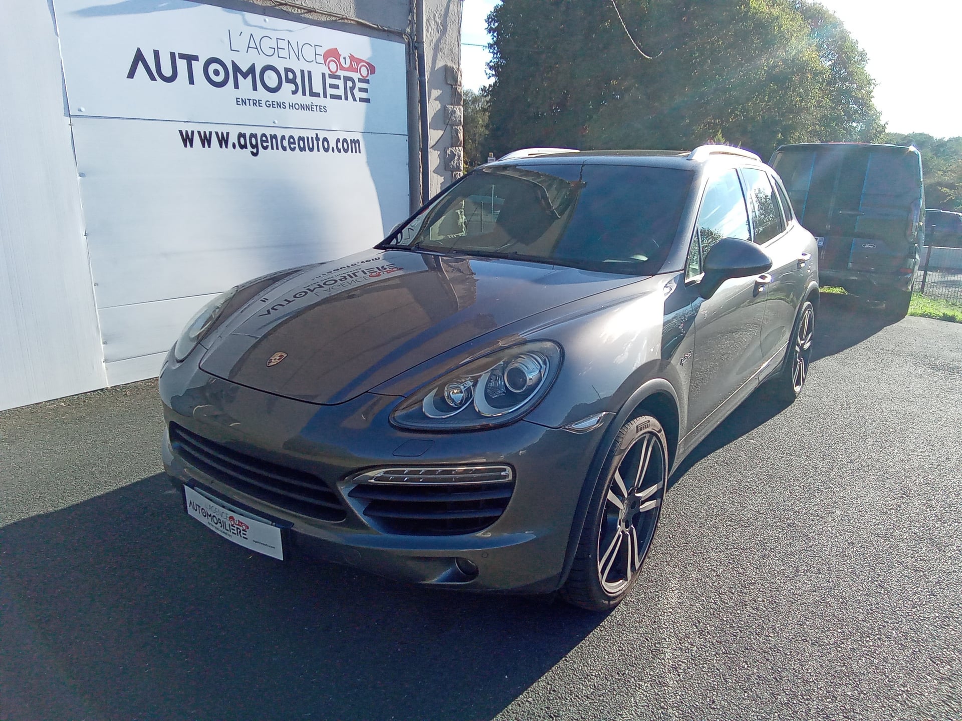 Porsche Cayenne S 3 L  HYBRID 380