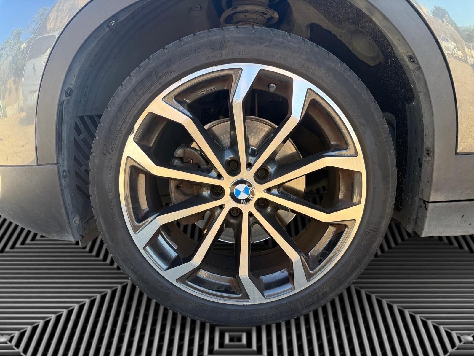 BMW X2 1.8 I 140 LOUNGE SDRIVE — 18
