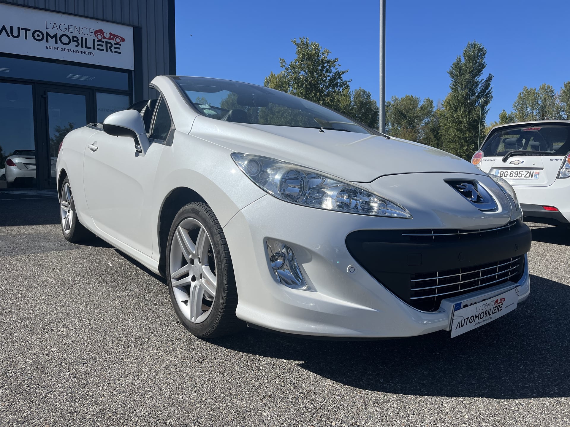 Peugeot 308 CC 2.0 HDI 140 CH FELINE — 2