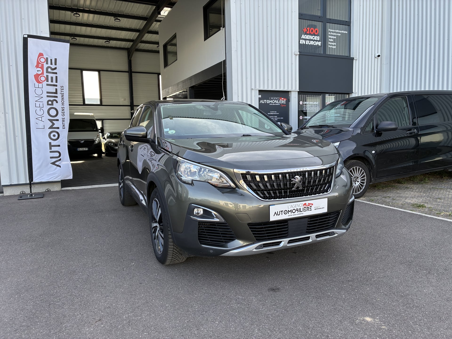 Peugeot 3008 1.6 HDi 120ch Allure EAT6-2ème main-Entretien à jour
