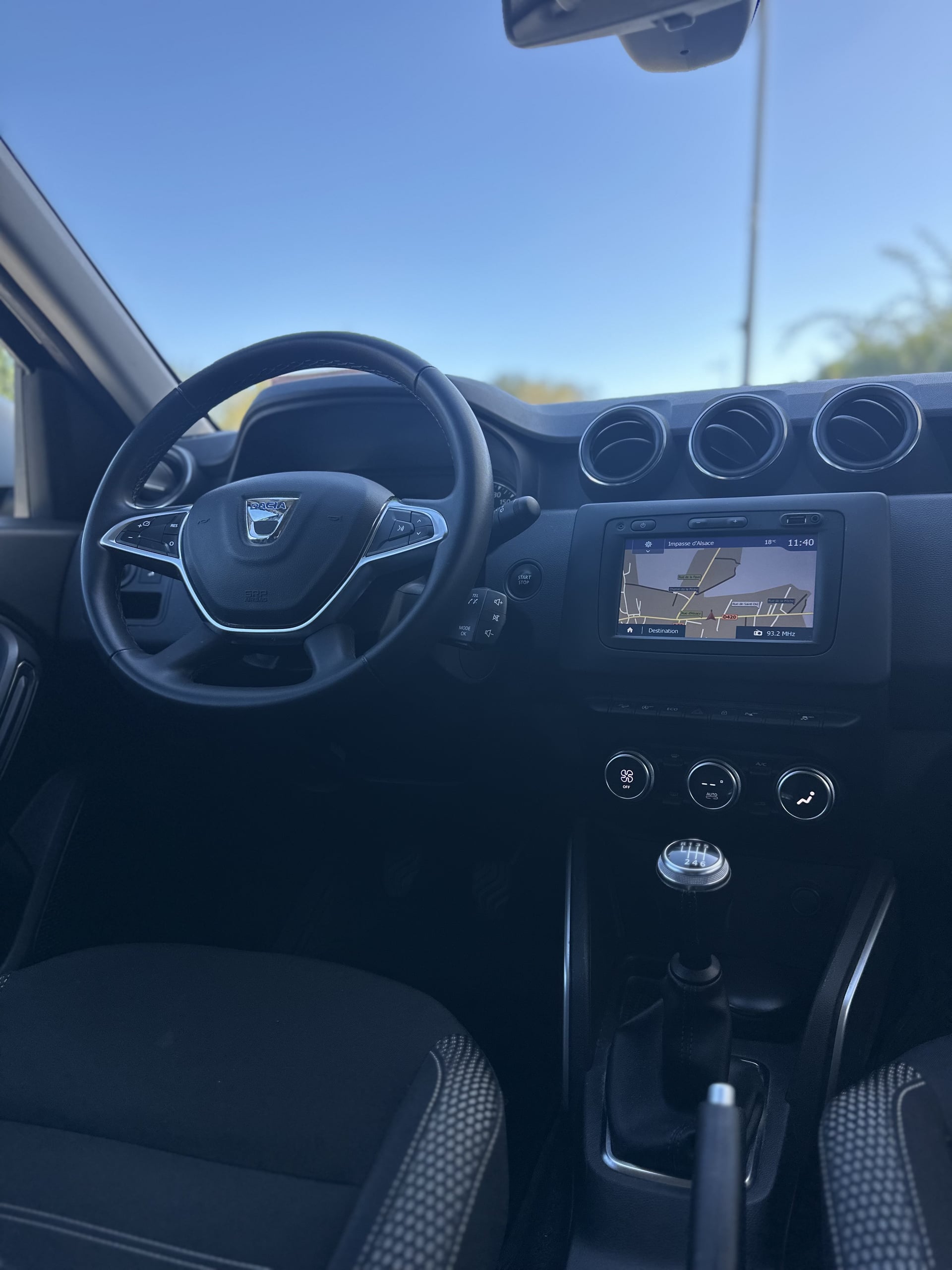 Dacia Duster 1.5 BlueDCi 115ch Prestige 4x4 / 1ère Main — 35