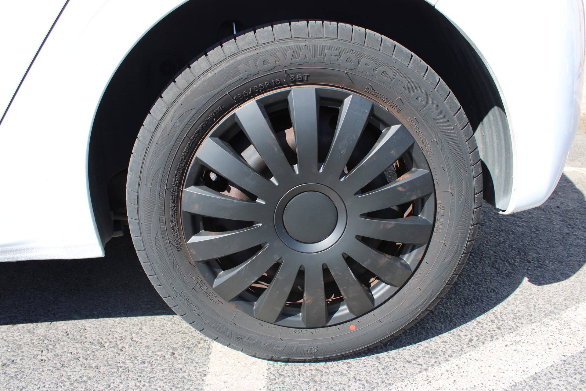 Peugeot 208 1.6 e-HDI 92ch ACTIVE ( Distribution changée, Clim, Bluetooth ... ) — 24