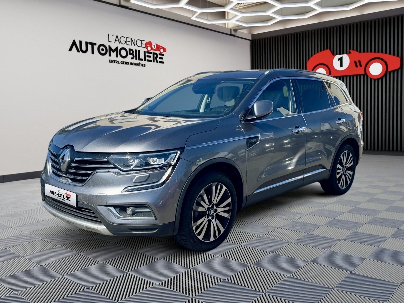 Renault Koleos II 2.0 DCI 175 INITIALE PARIS 4X4 X-TRS II 2.0 DCI 175 INITIALE PARIS 4X4 X-TRONIC