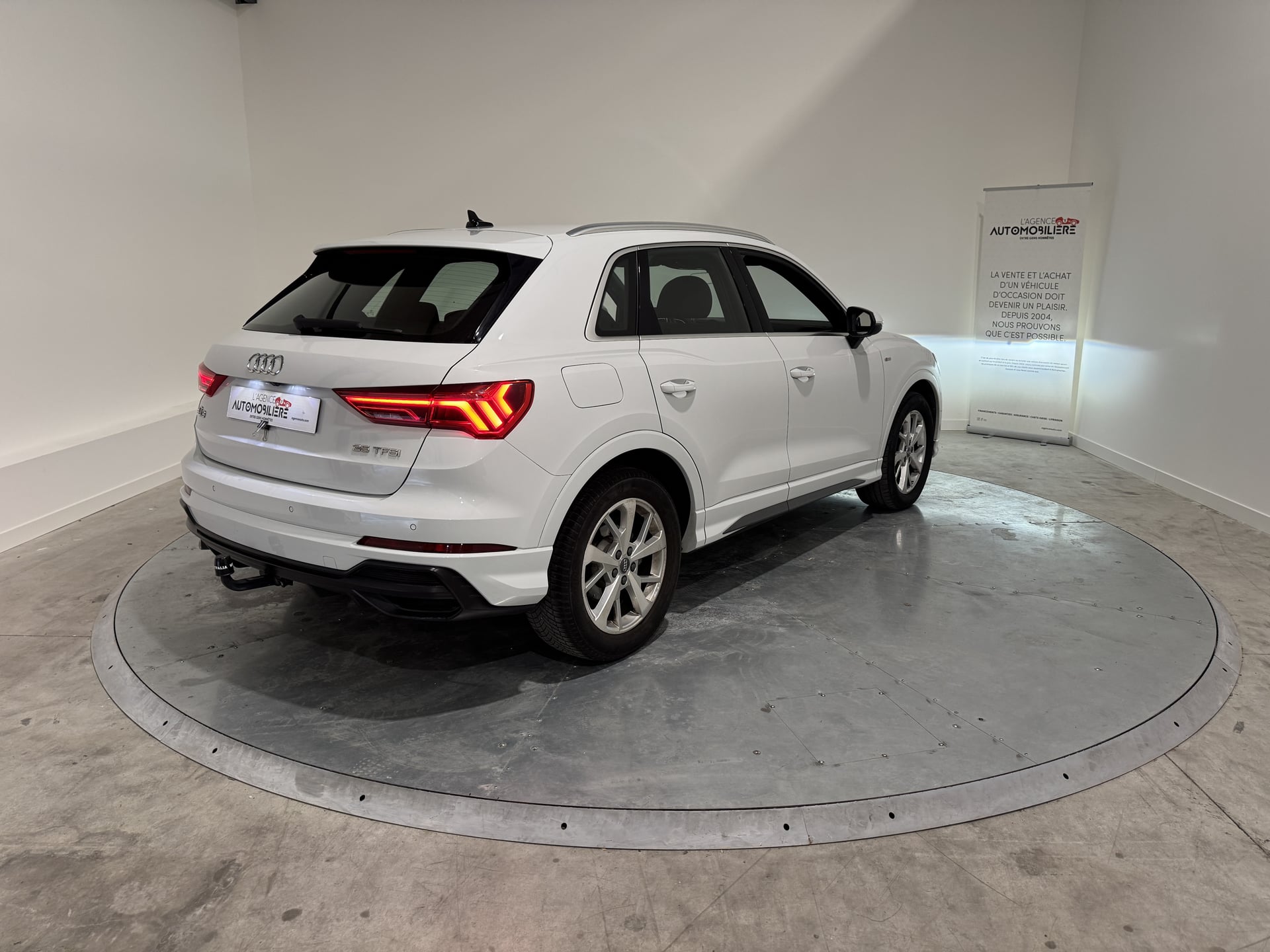 Audi Q3 35 TFSI 150ch S-tronic7 S-line — 2