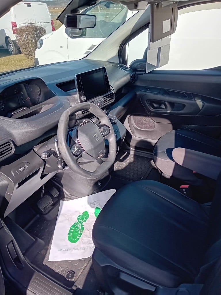 Peugeot Partner 1.5 BlueHDi 16V FAP EAT8 130 cv BVA / Suivi complet — 11